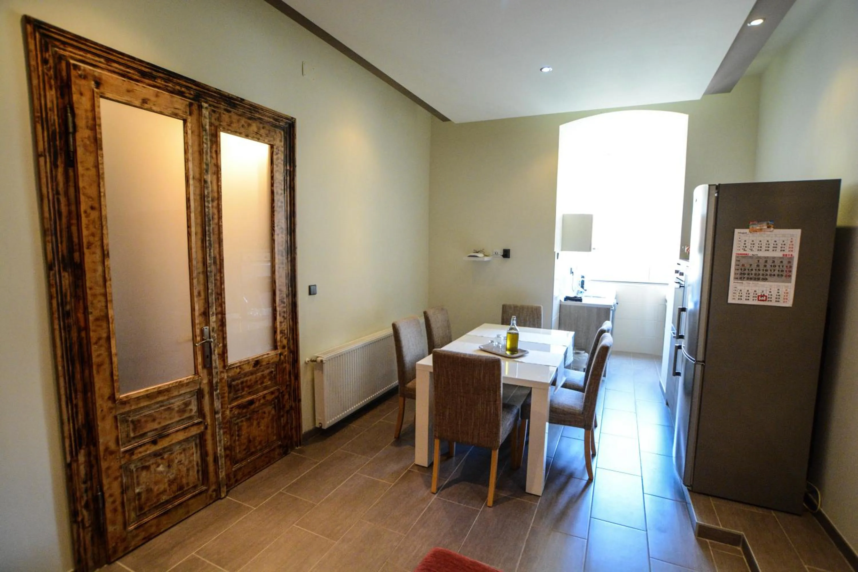 Communal kitchen in City Center Rooms