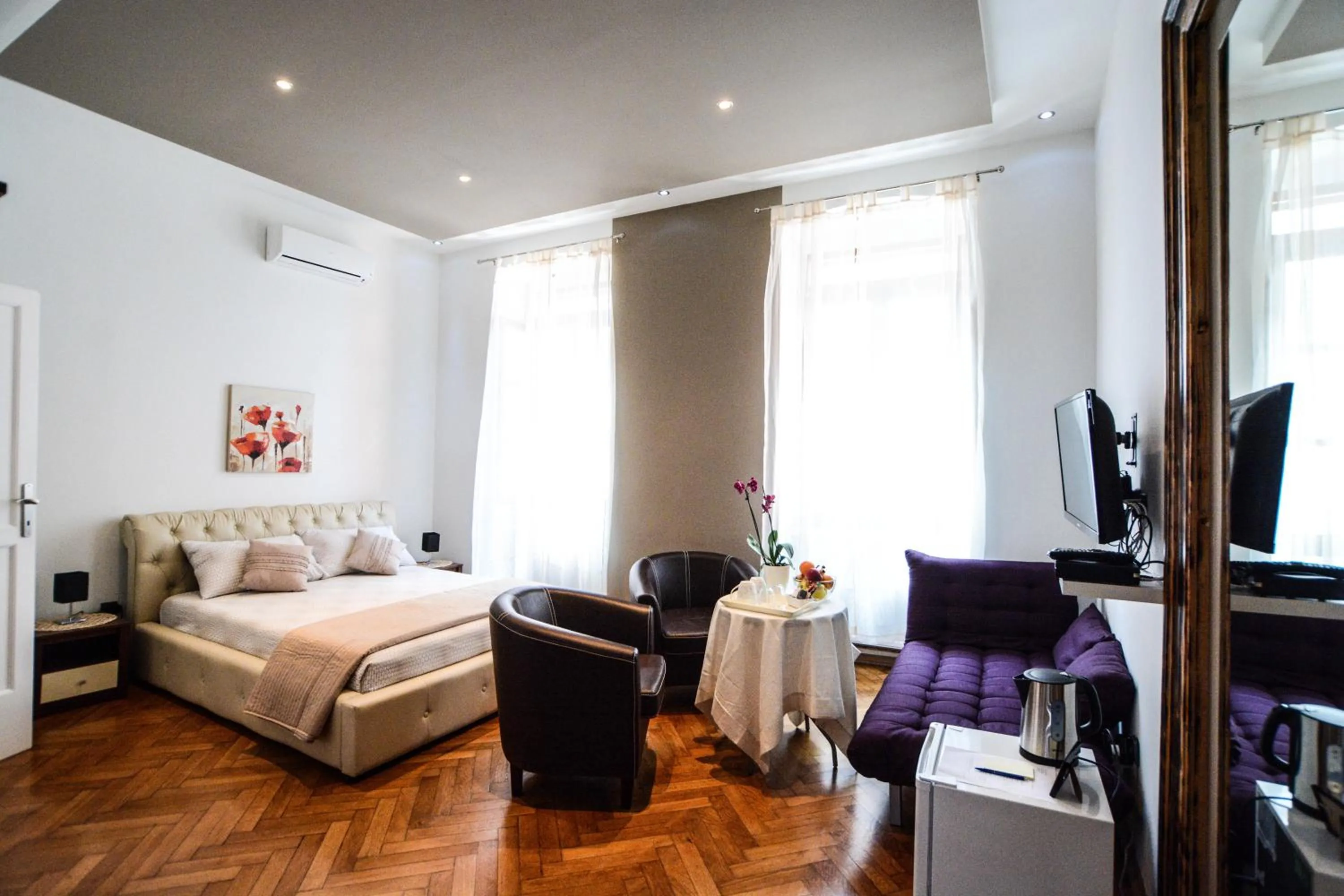 Coffee/tea facilities, Bed in City Center Rooms