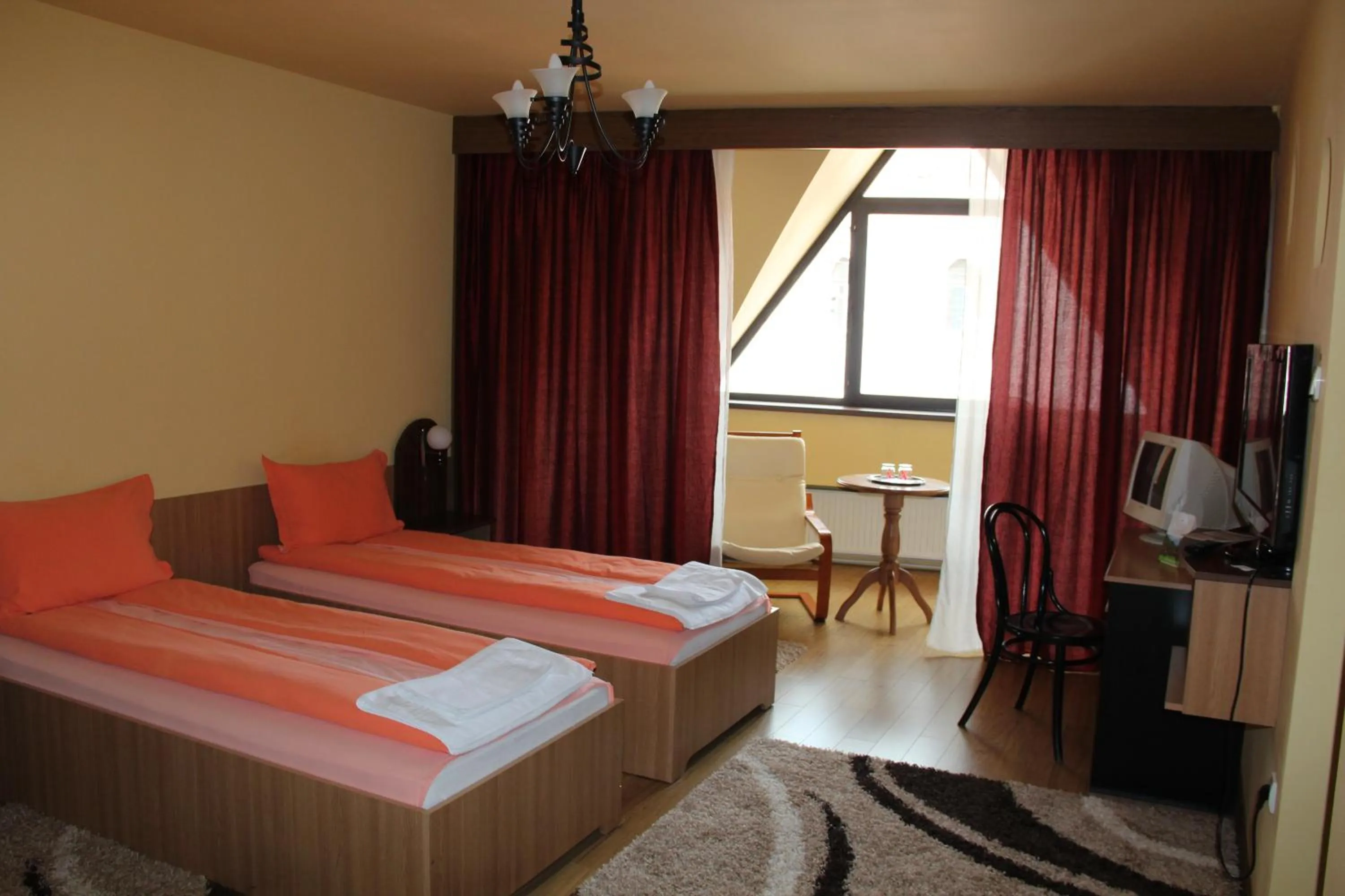 Balcony/Terrace, Bed in Pensiunea Blanca