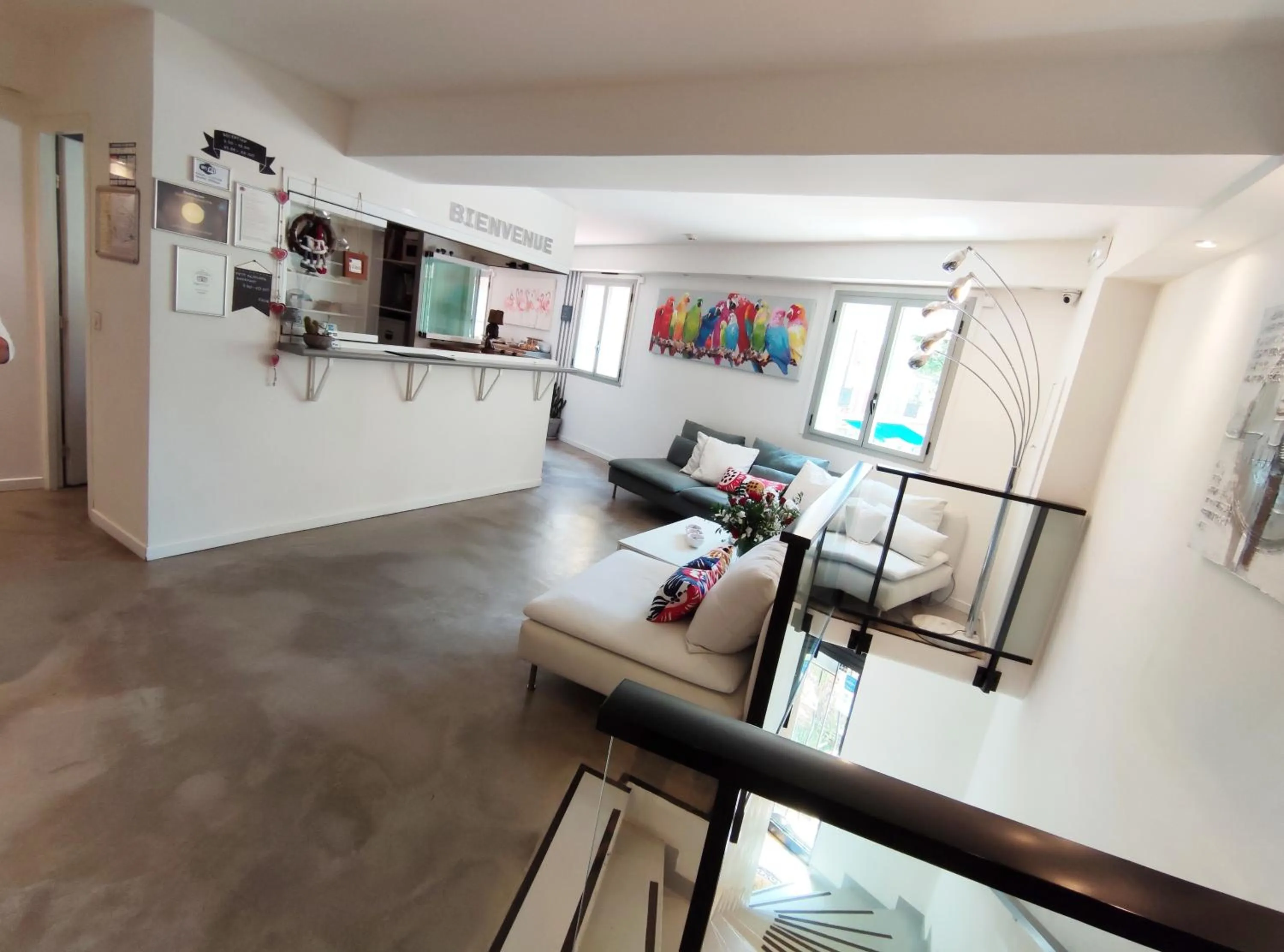 Living room, Bed in Boutique Hôtel La Victoire - Vence centre