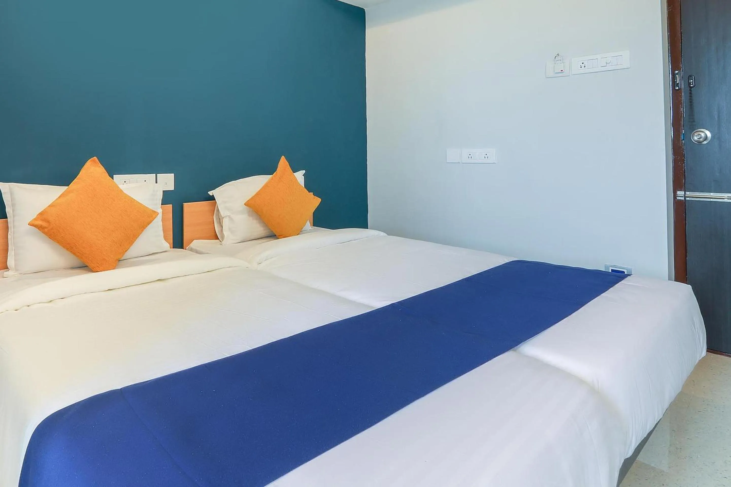 Bedroom, Bed in Hotel O Maraimalai Nagar