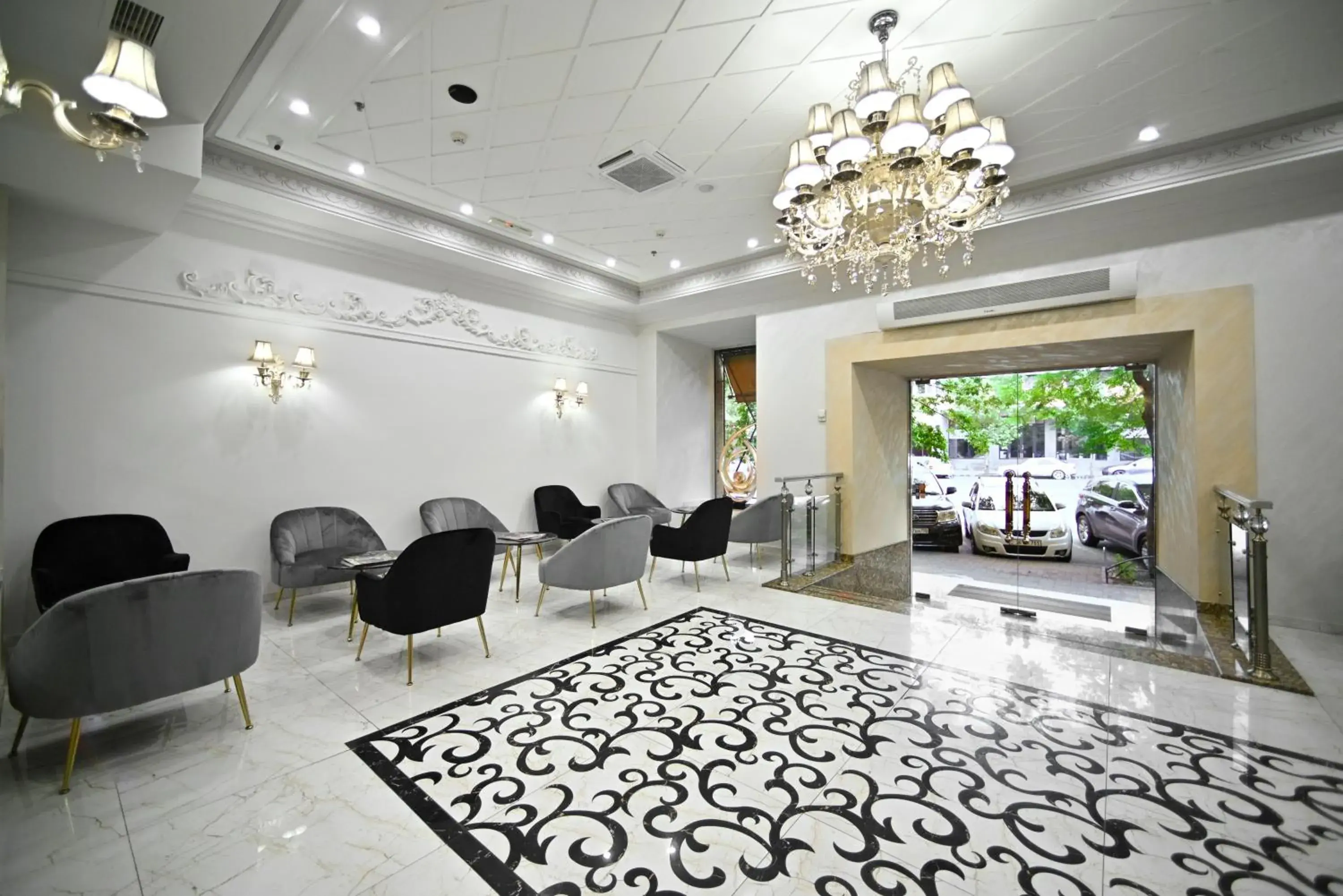 Lounge or bar in Imperial Palace Hotel Yerevan Lounge or bar in Imperial Palace Hotel Yerevan