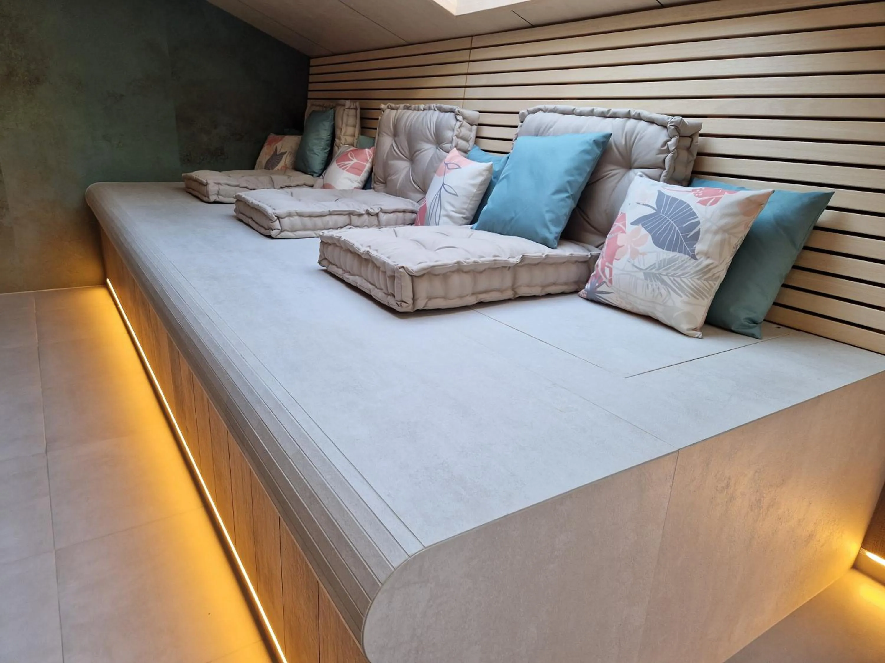 Spa and wellness centre/facilities, Bed in Hotel Dvorec