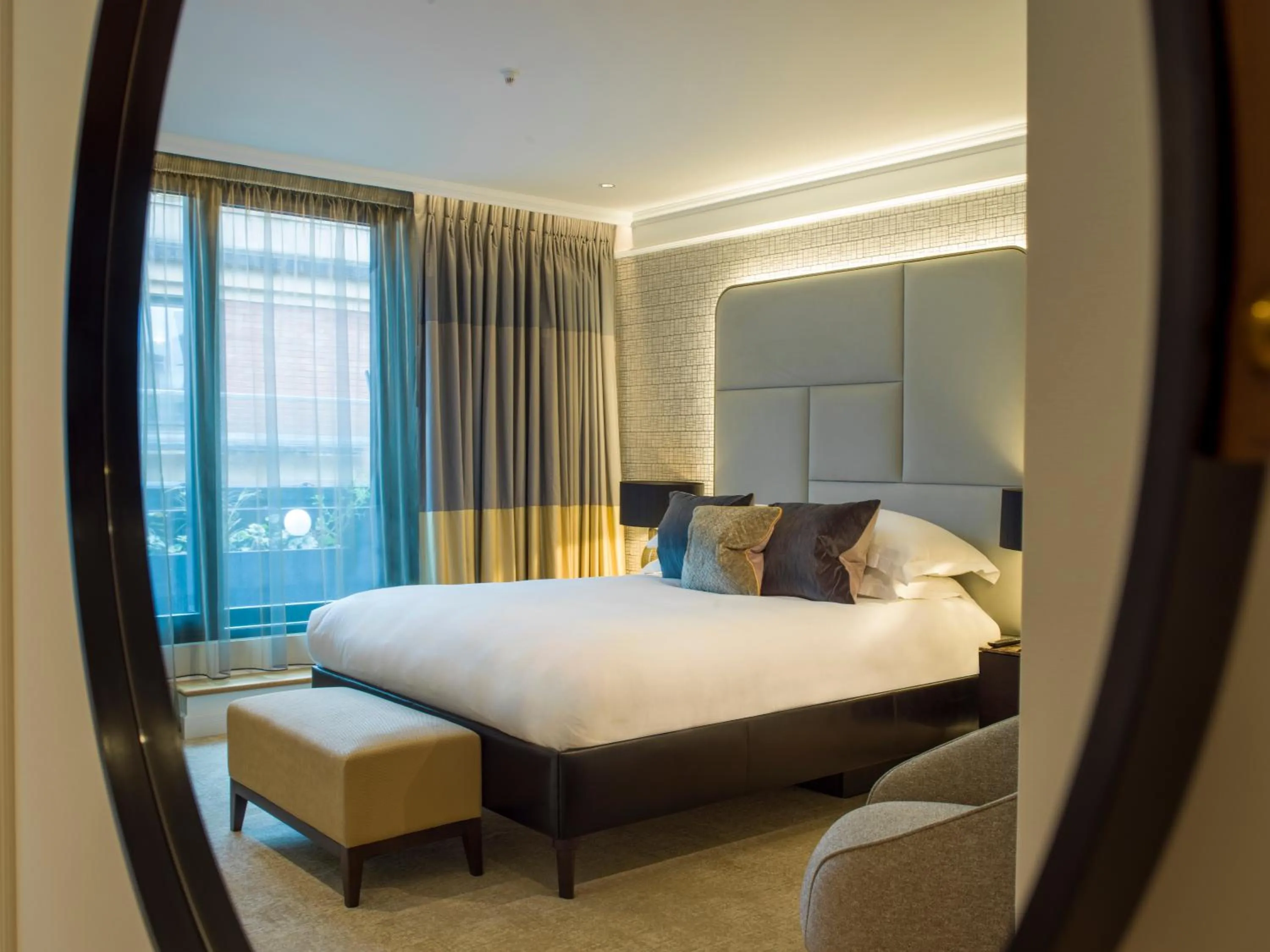 Bedroom, Bed in The Guardsman - Preferred Hotels and Resorts