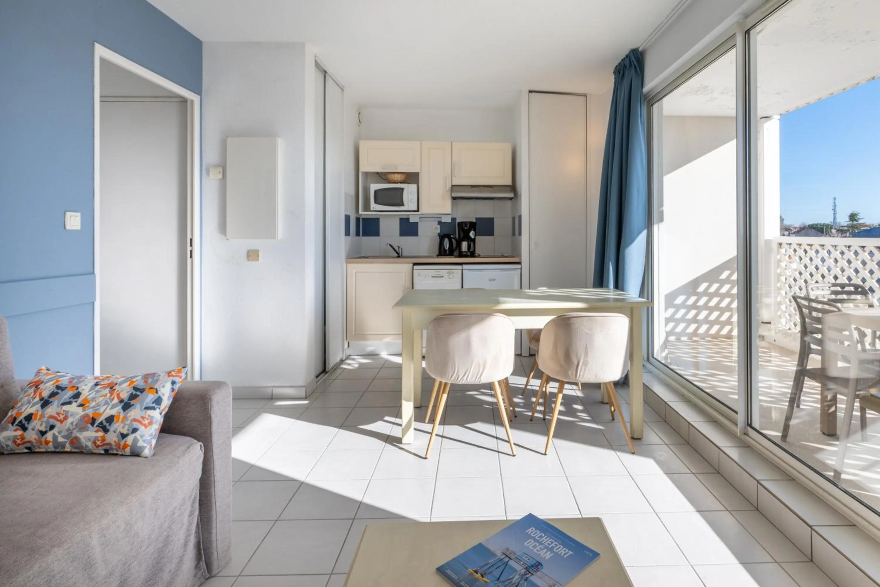 Dining area in Résidence Odalys Les Terrasses de Fort Boyard