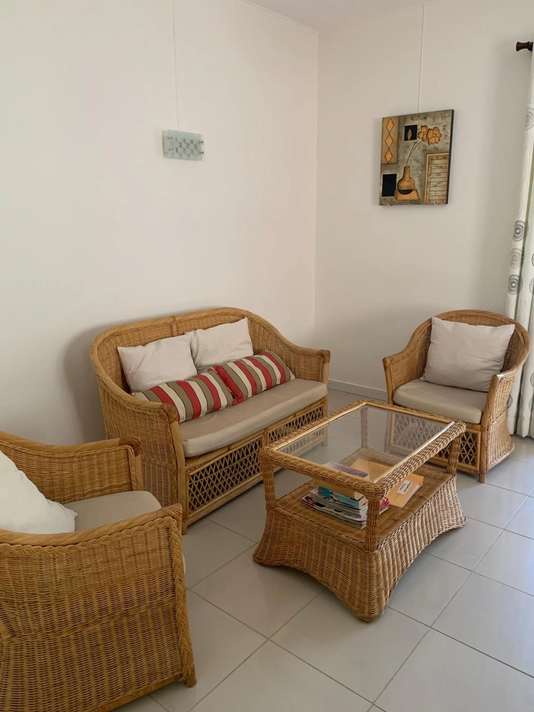 Living room in Villa Oliveraie Apartments