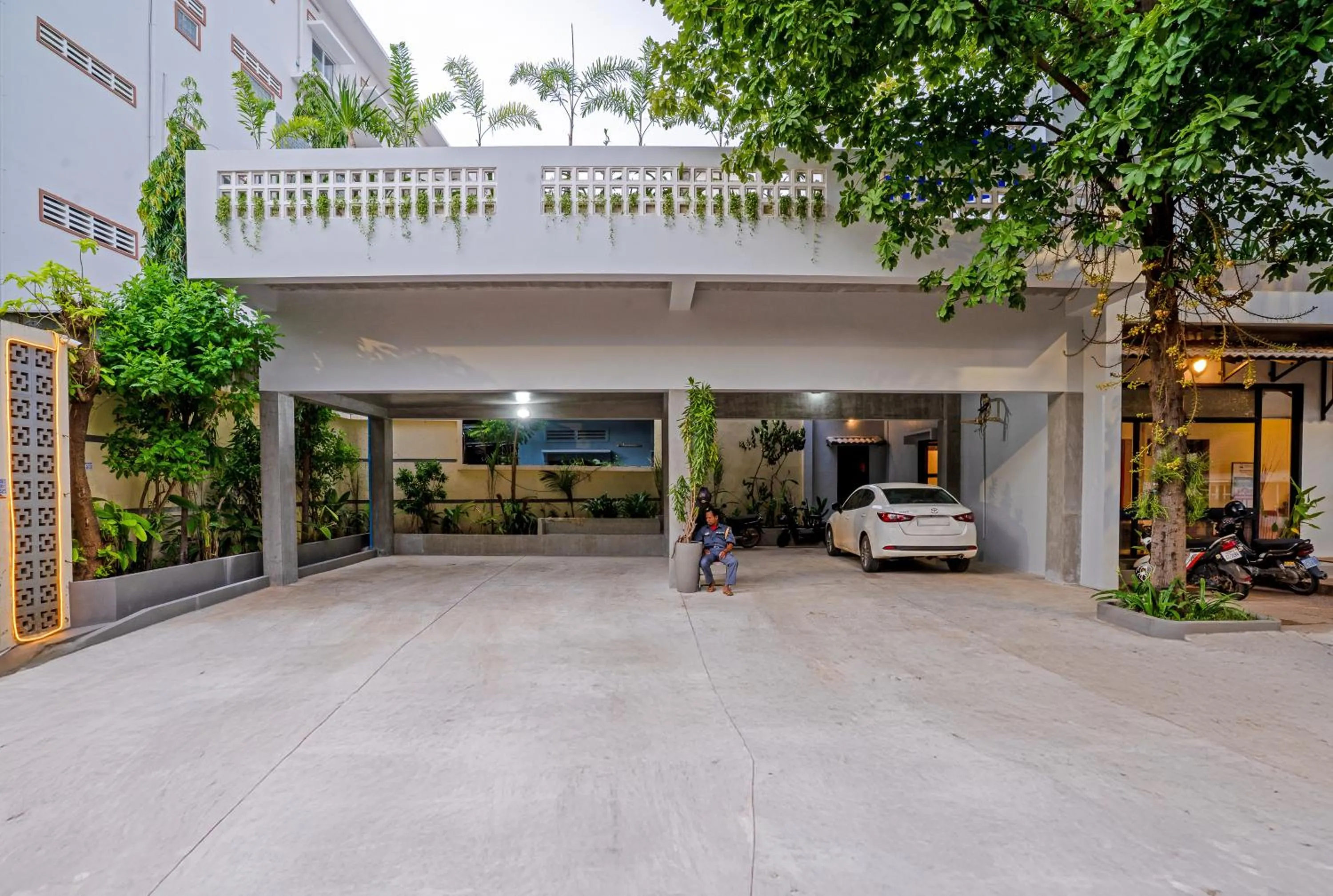 Parking in CoolLand Residence & Spa