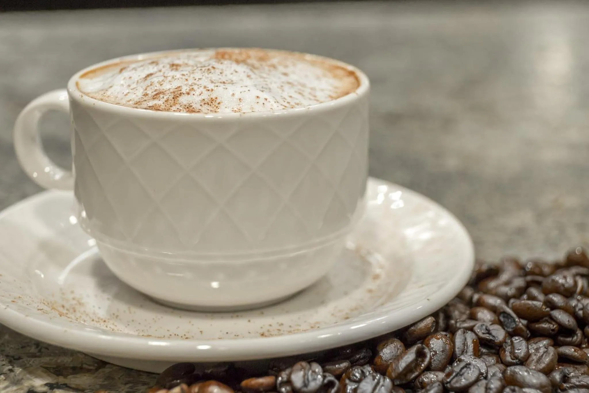 Restaurant/places to eat in Omni New Haven Hotel at Yale