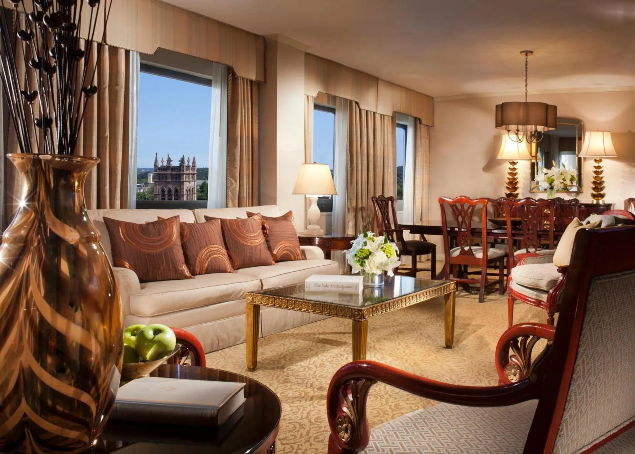 Photo of the whole room in Omni New Haven Hotel at Yale
