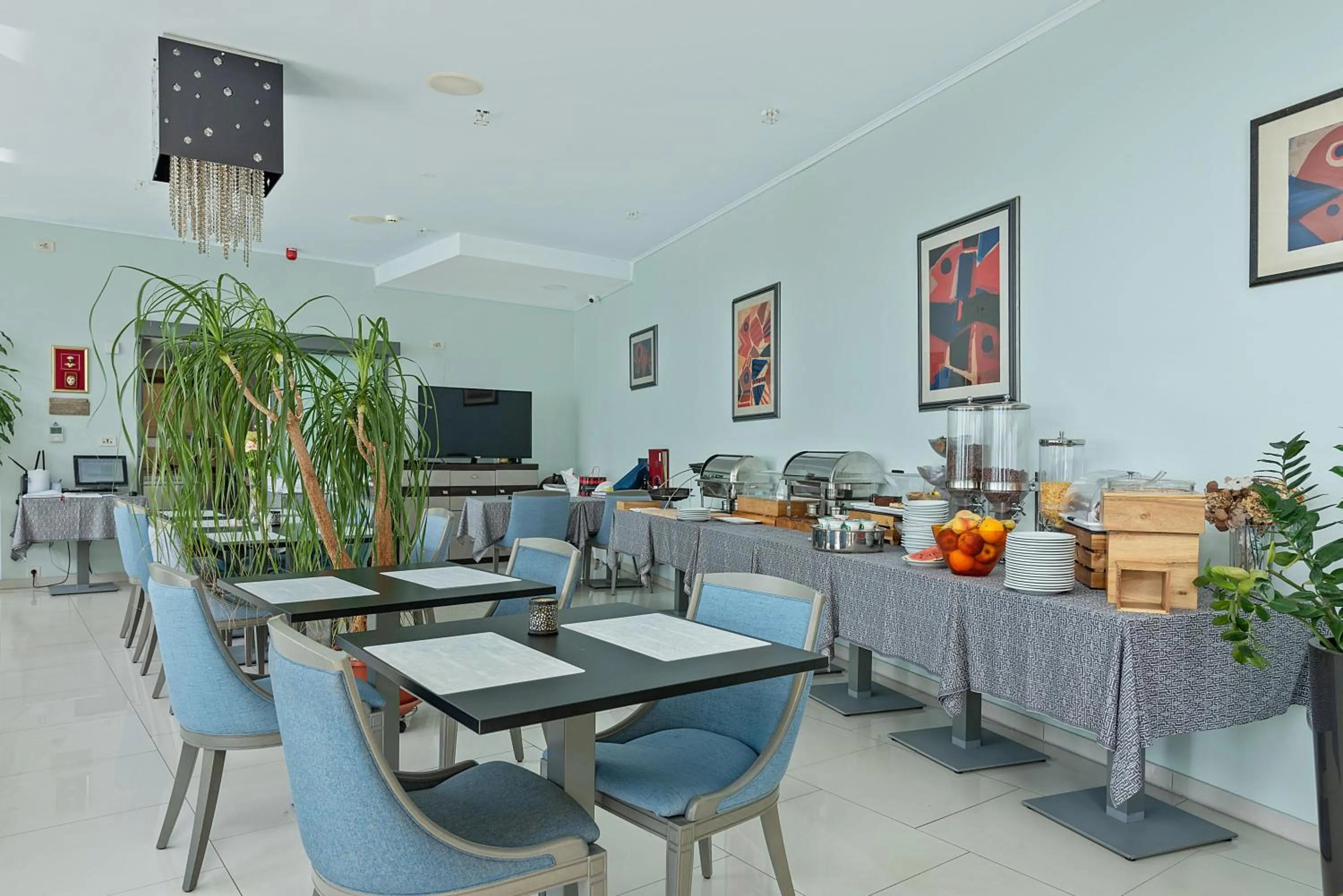 Restaurant/places to eat in Boutique Hotel Mali Raj