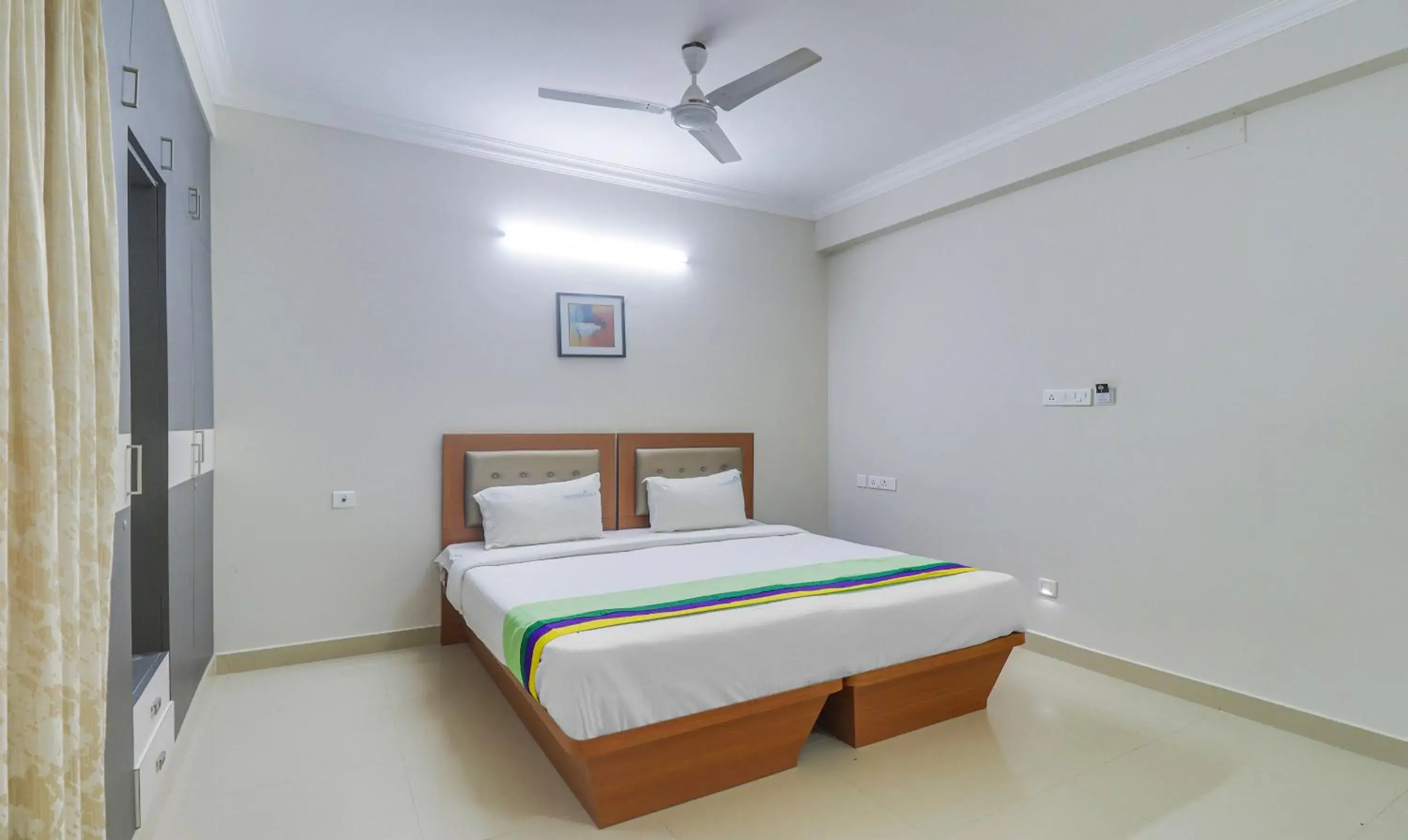 Bedroom, Bed in Treebo Rithikha Inn Elite Chennai Trade Centre Bedroom, Bed in Treebo Rithikha Inn Elite Chennai Trade Centre