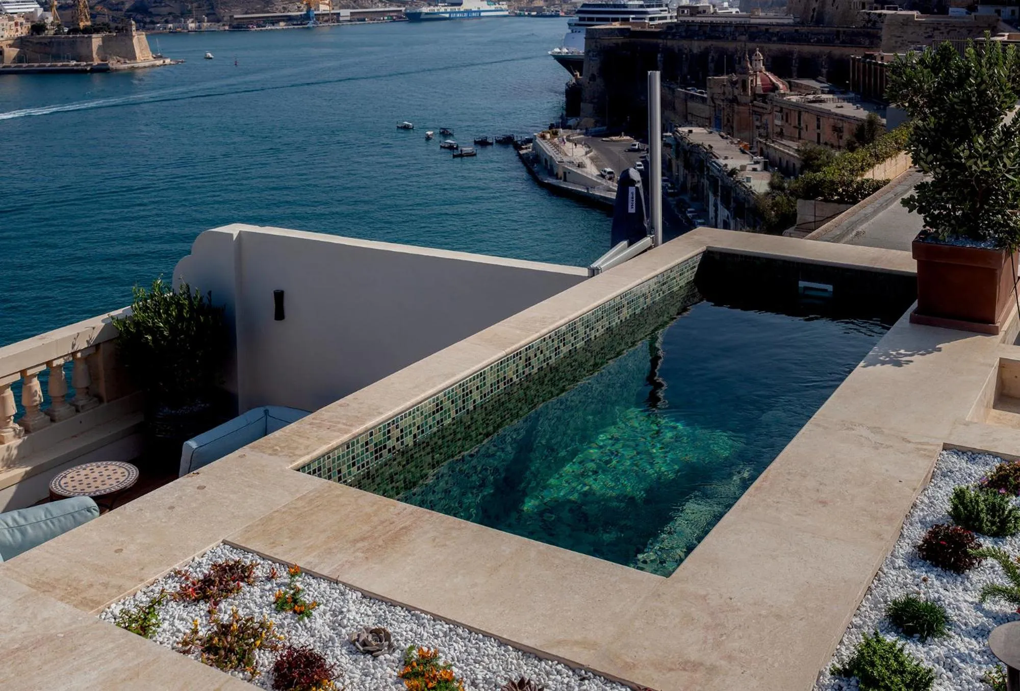 Sea view in Iniala Harbour House