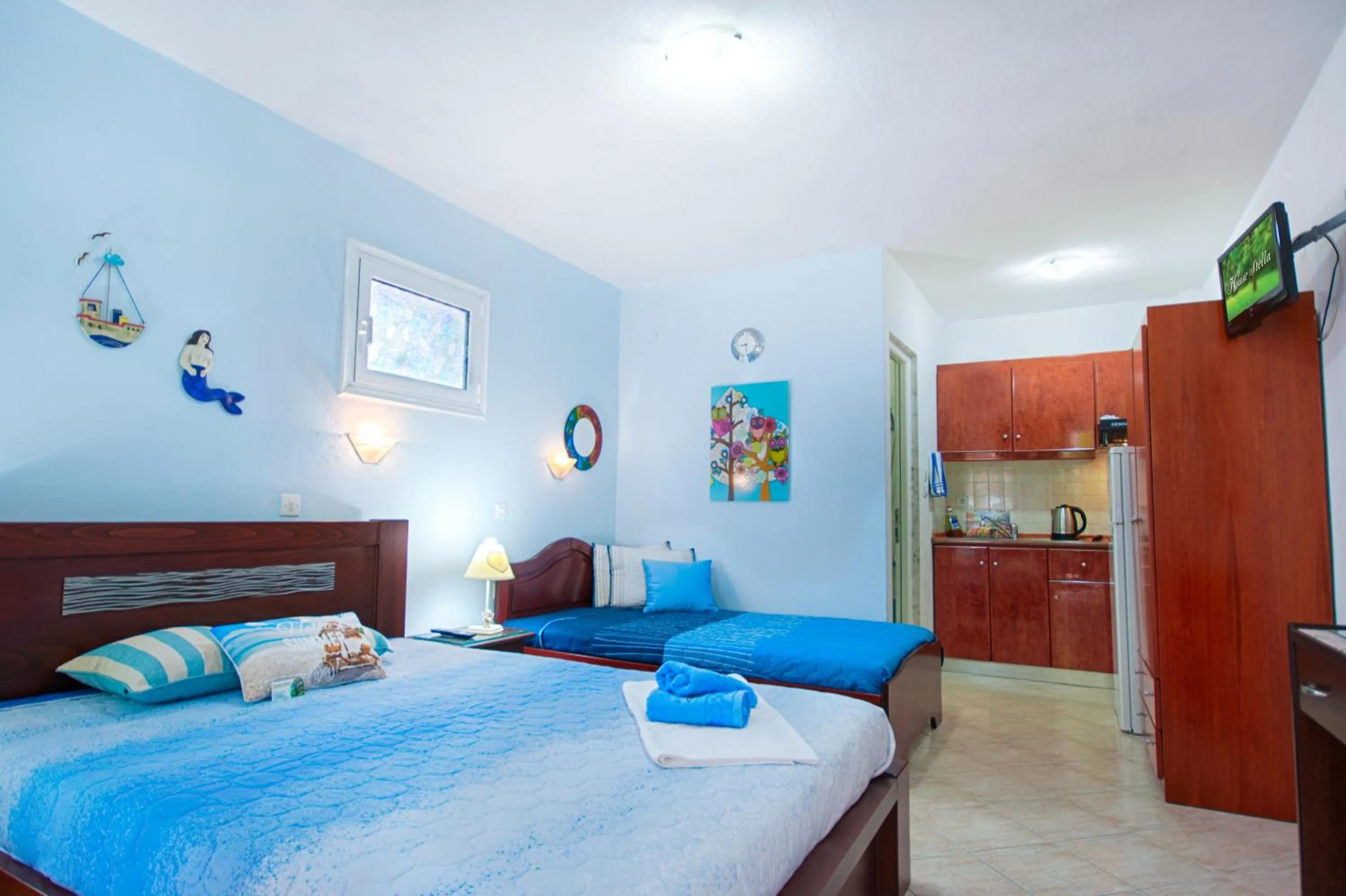 Photo of the whole room, Bed in House Stella Tasos