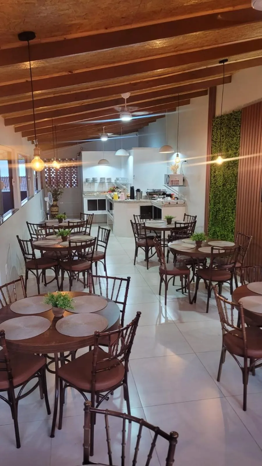 Restaurant/places to eat in Hotel Hiperion Maringá