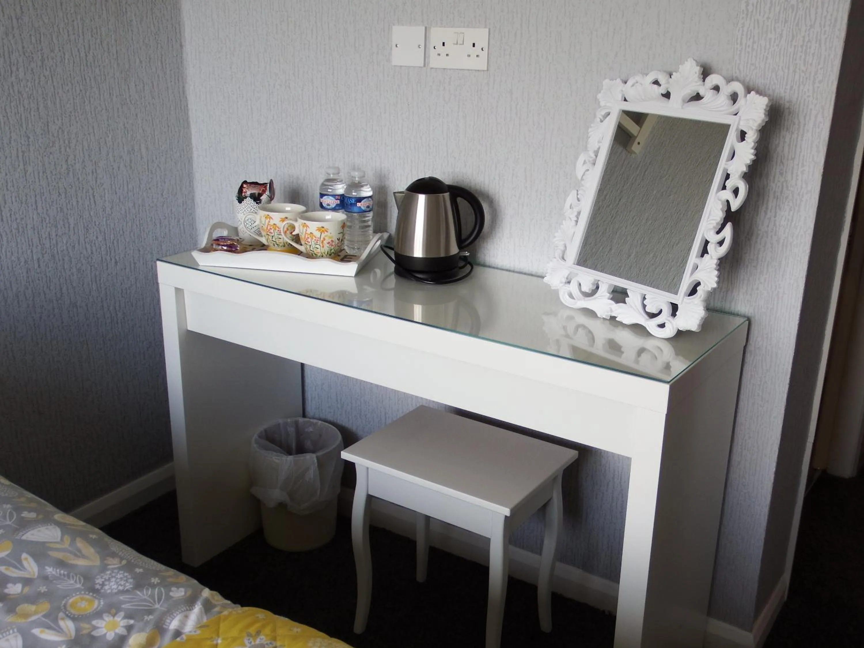 Coffee/tea facilities in The Haven Inn Limited