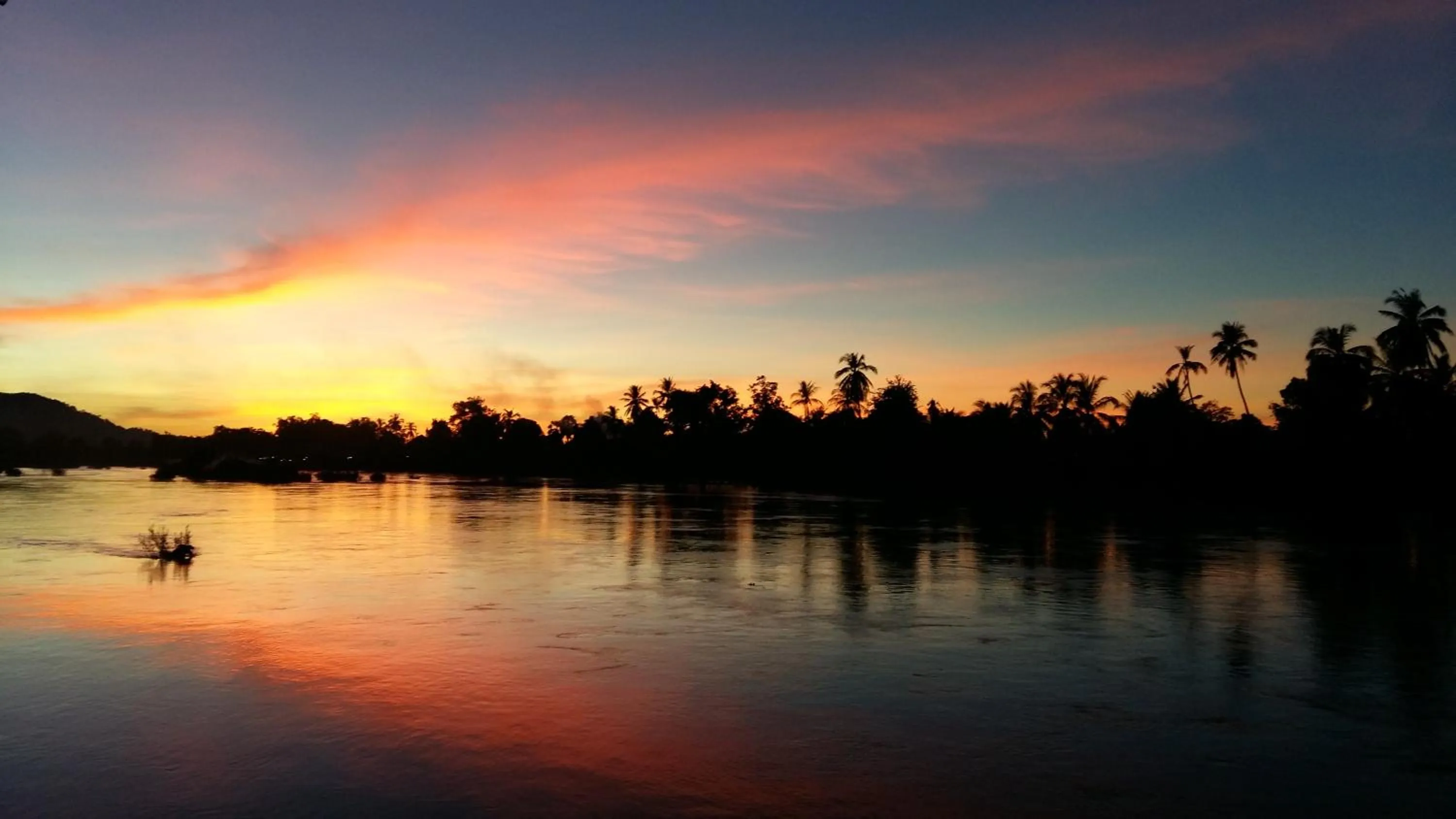 Restaurant/places to eat in Sala Done Khone Hotel