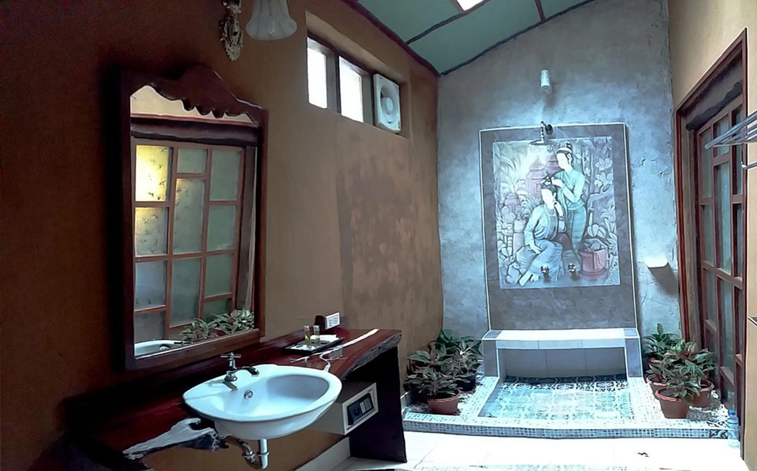 Shower in Sala Done Khone Hotel