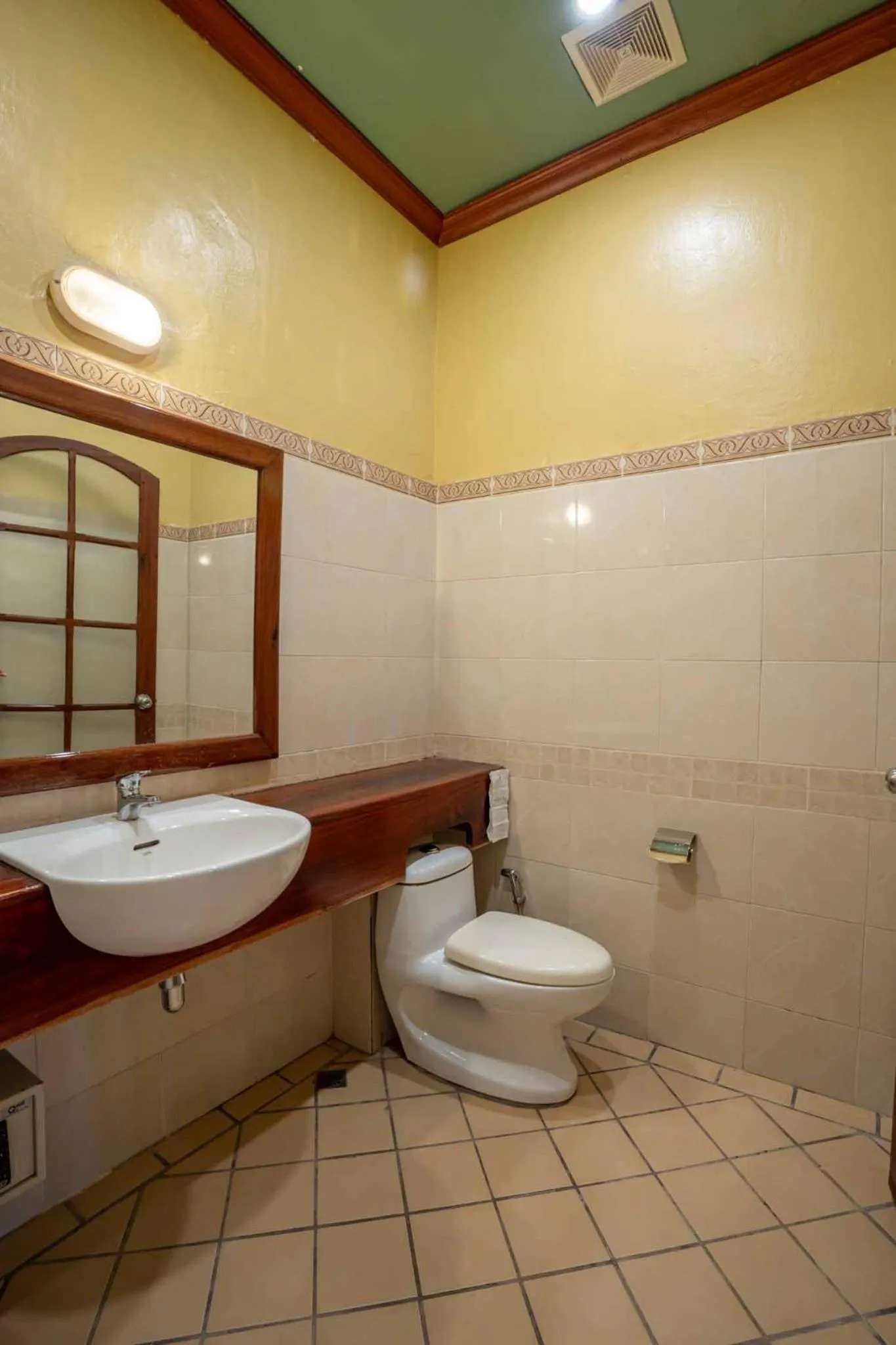 Toilet in Sala Done Khone Hotel