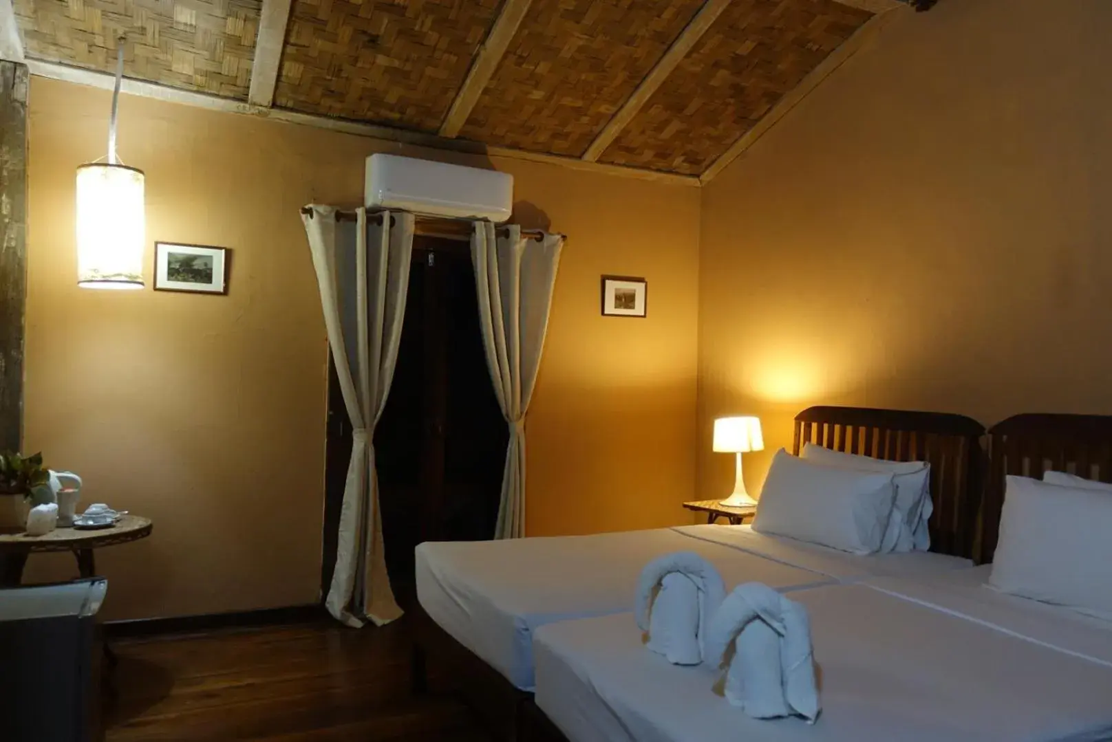 Bedroom, Bed in Sala Done Khone Hotel Bedroom, Bed in Sala Done Khone Hotel