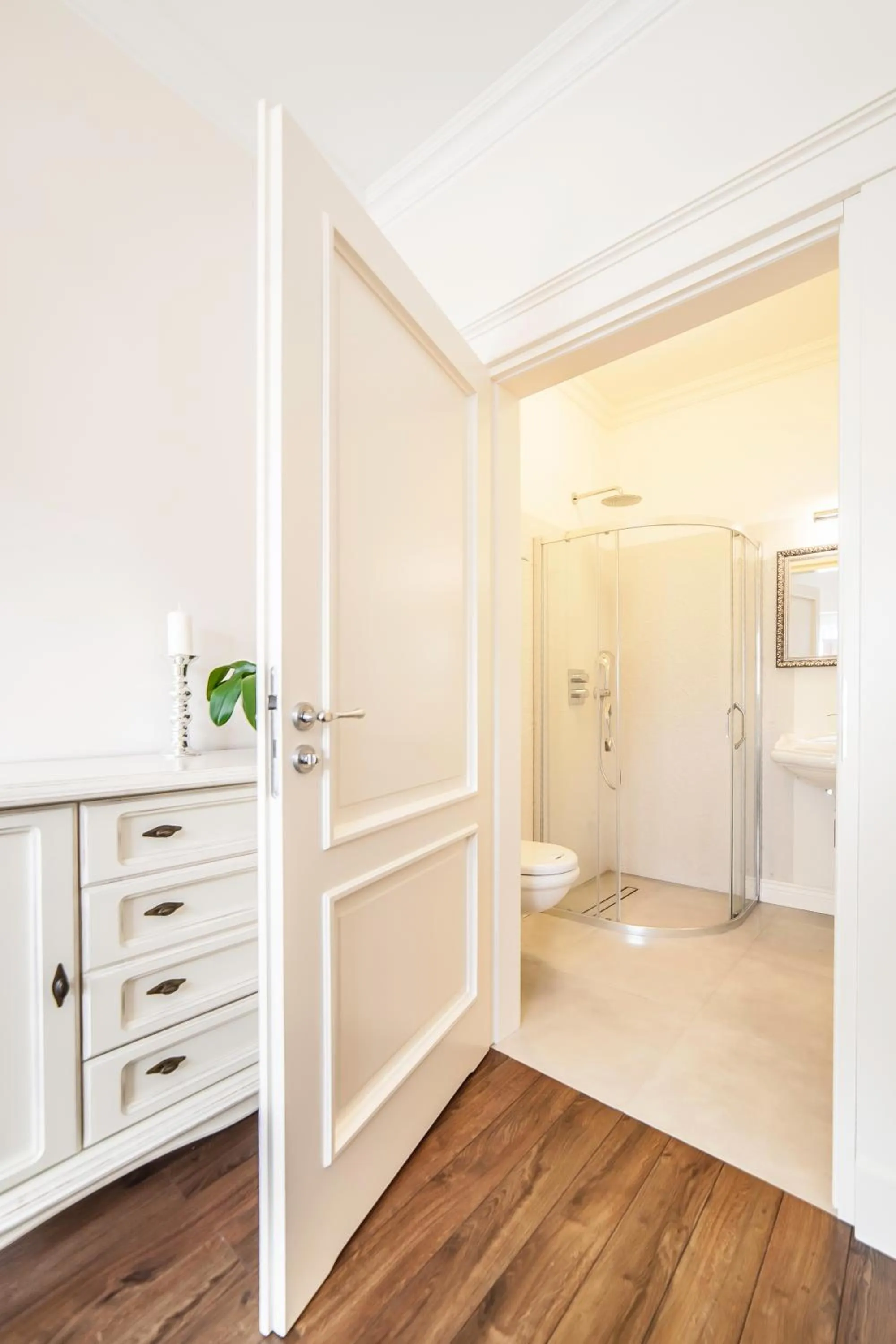 Photo of the whole room in Willa Atena