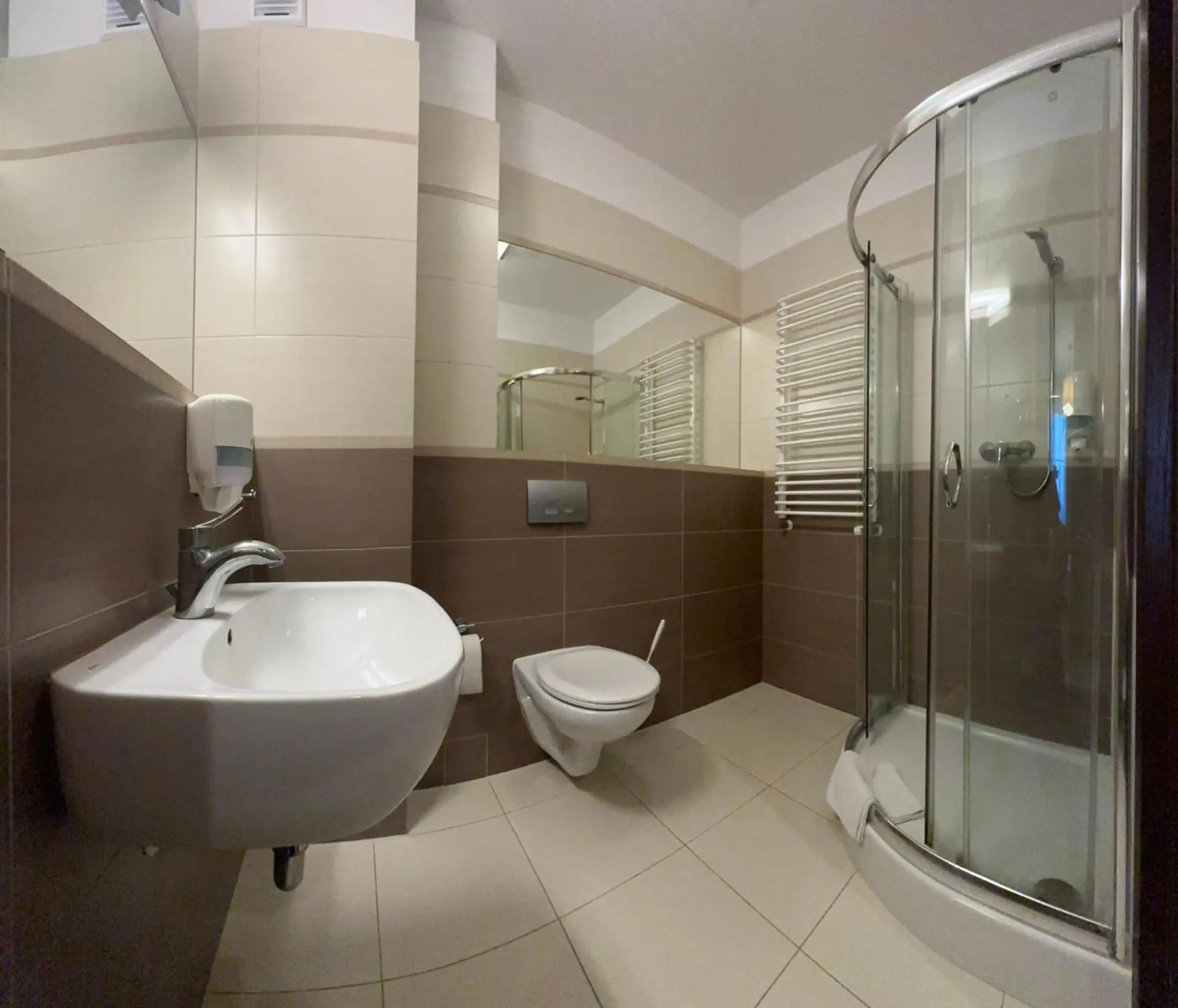 Shower in Hotel Dudek