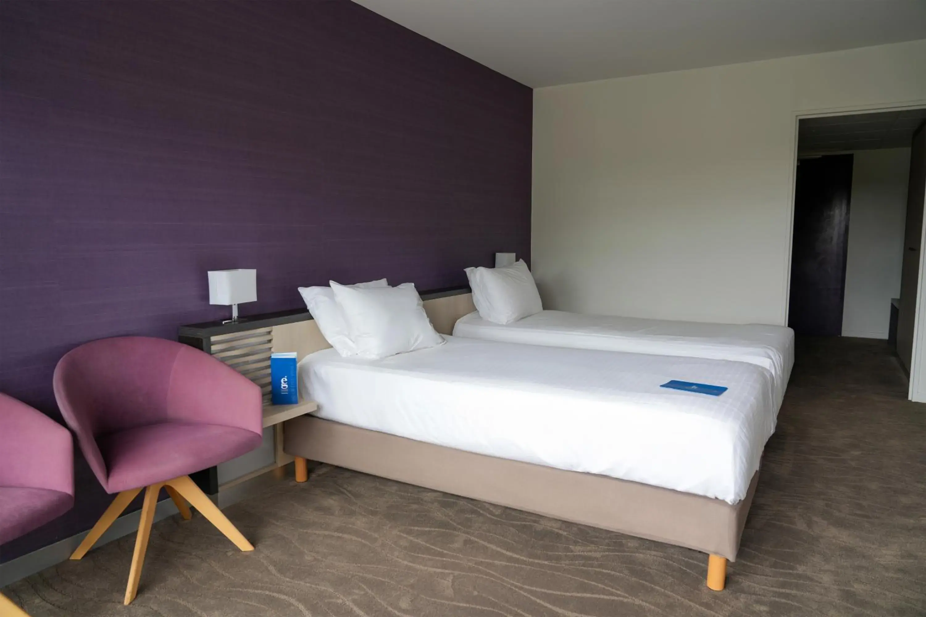 Twin Room with City View in Thalazur Antibes - Hôtel & Spa Twin Room with City View in Thalazur Antibes - Hôtel & Spa