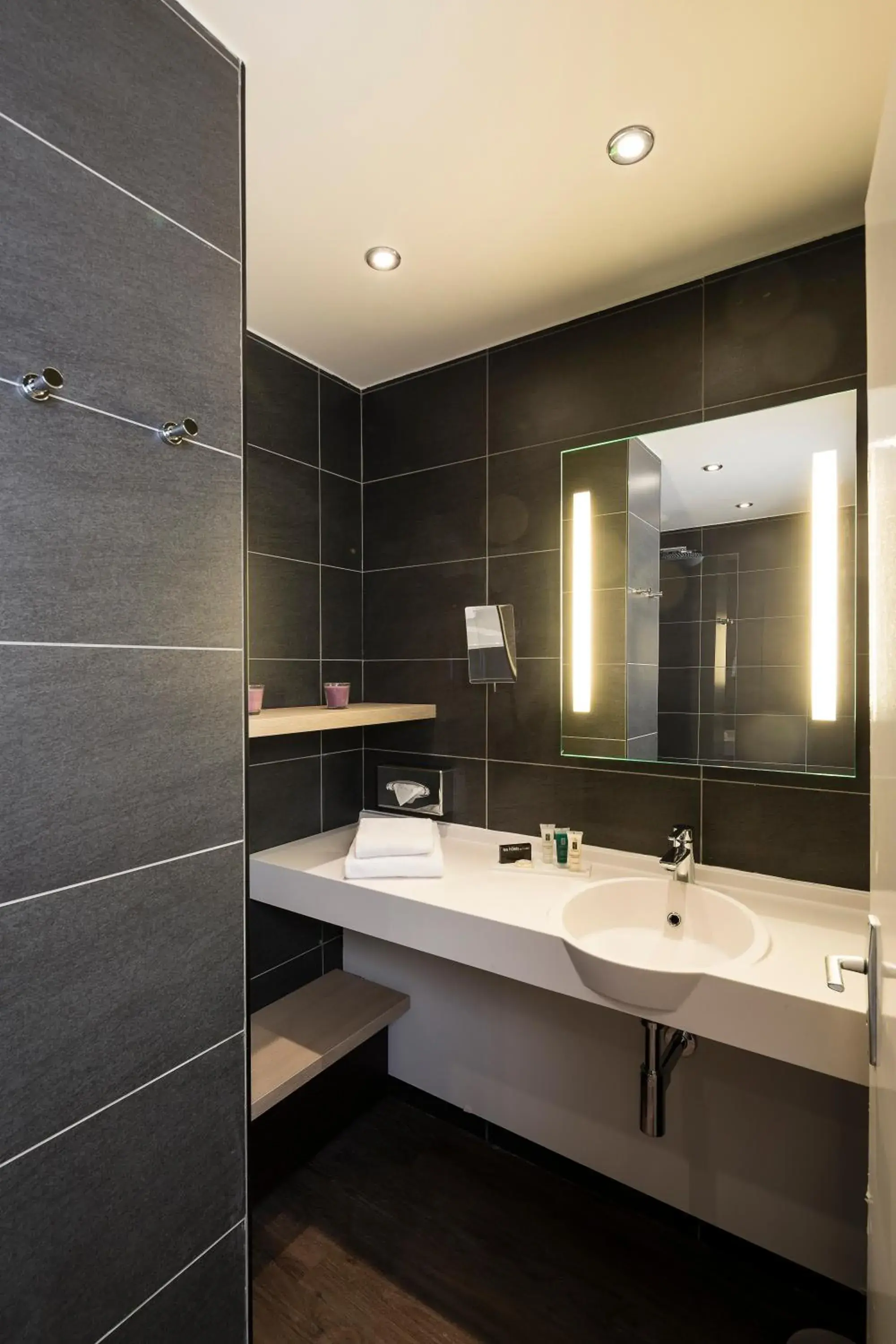 Double Room with City View in Thalazur Antibes - Hôtel & Spa Double Room with City View in Thalazur Antibes - Hôtel & Spa