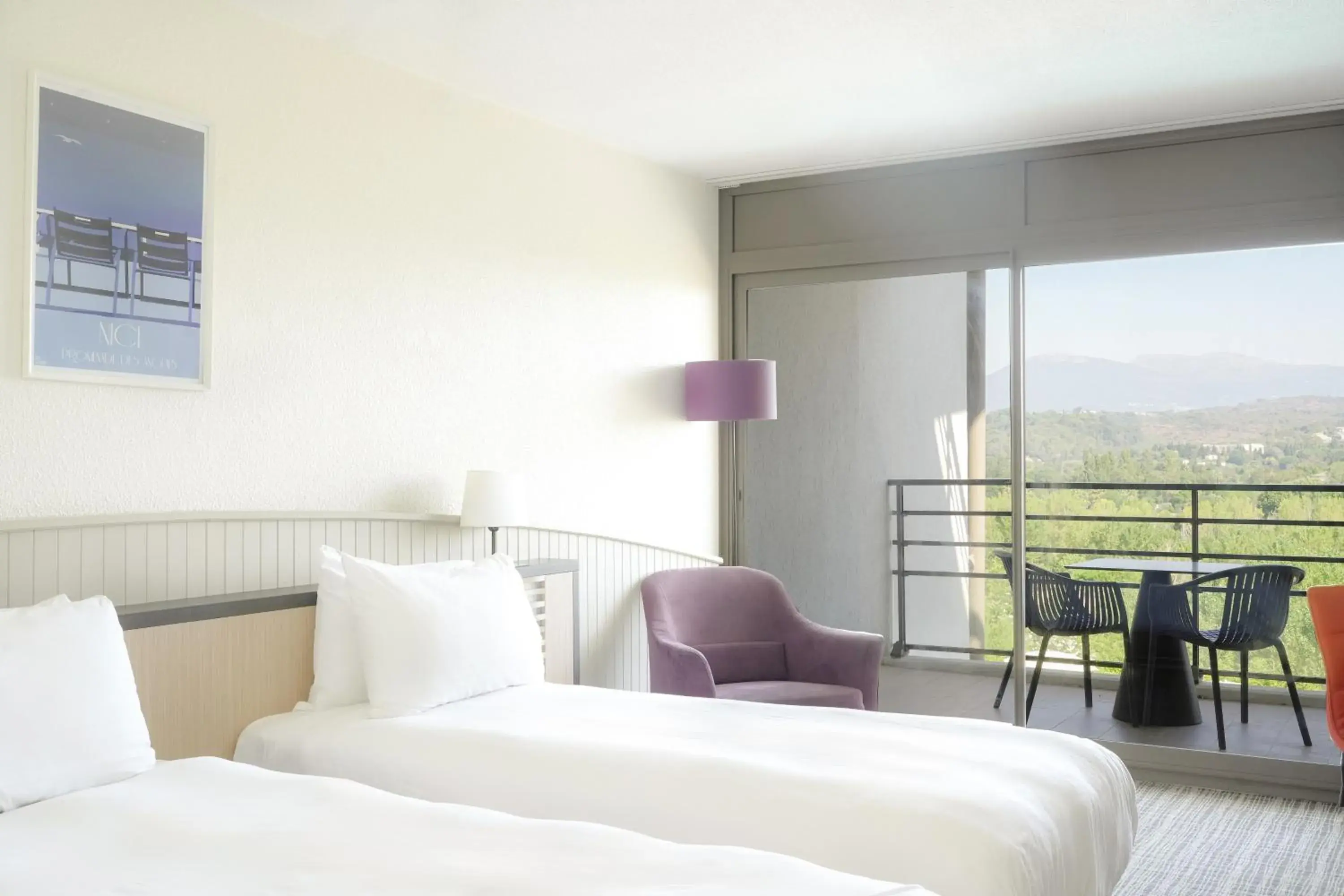 Twin Room with Pool View in Thalazur Antibes - Hôtel & Spa Twin Room with Pool View in Thalazur Antibes - Hôtel & Spa