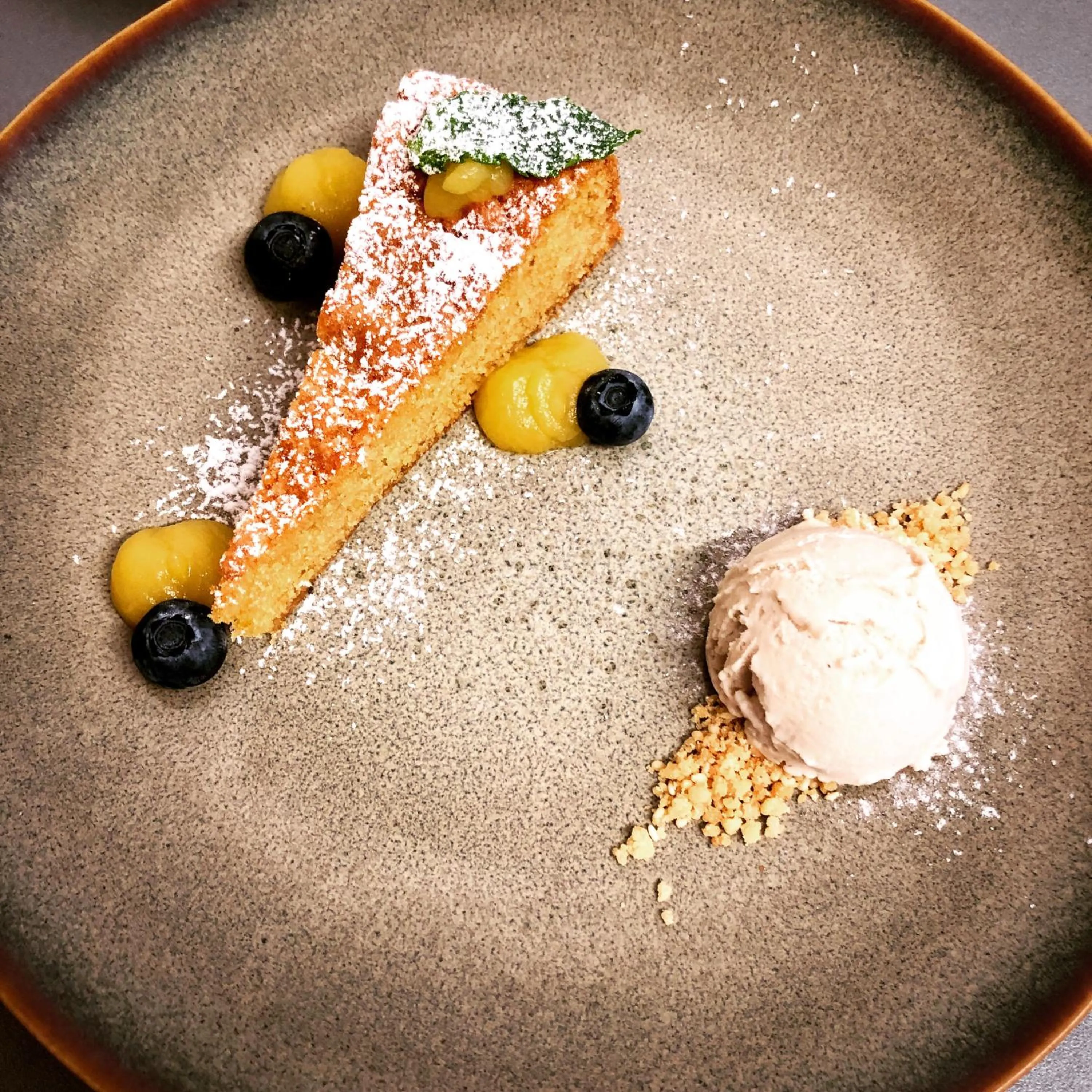 Restaurant/places to eat in Haus 26 Weißbriach