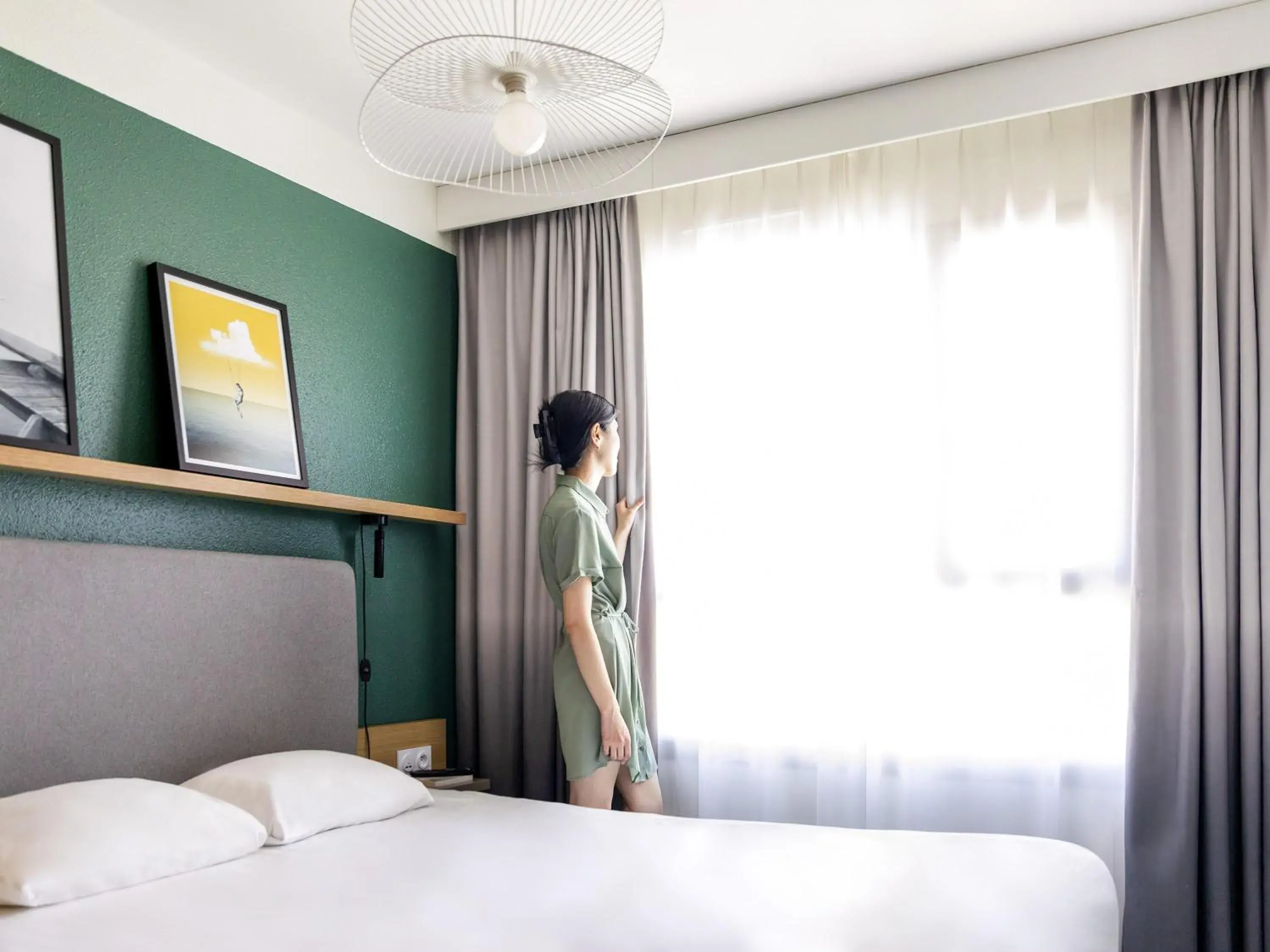 Bedroom, Bed in Aparthotel Adagio Annecy Centre Bedroom, Bed in Aparthotel Adagio Annecy Centre