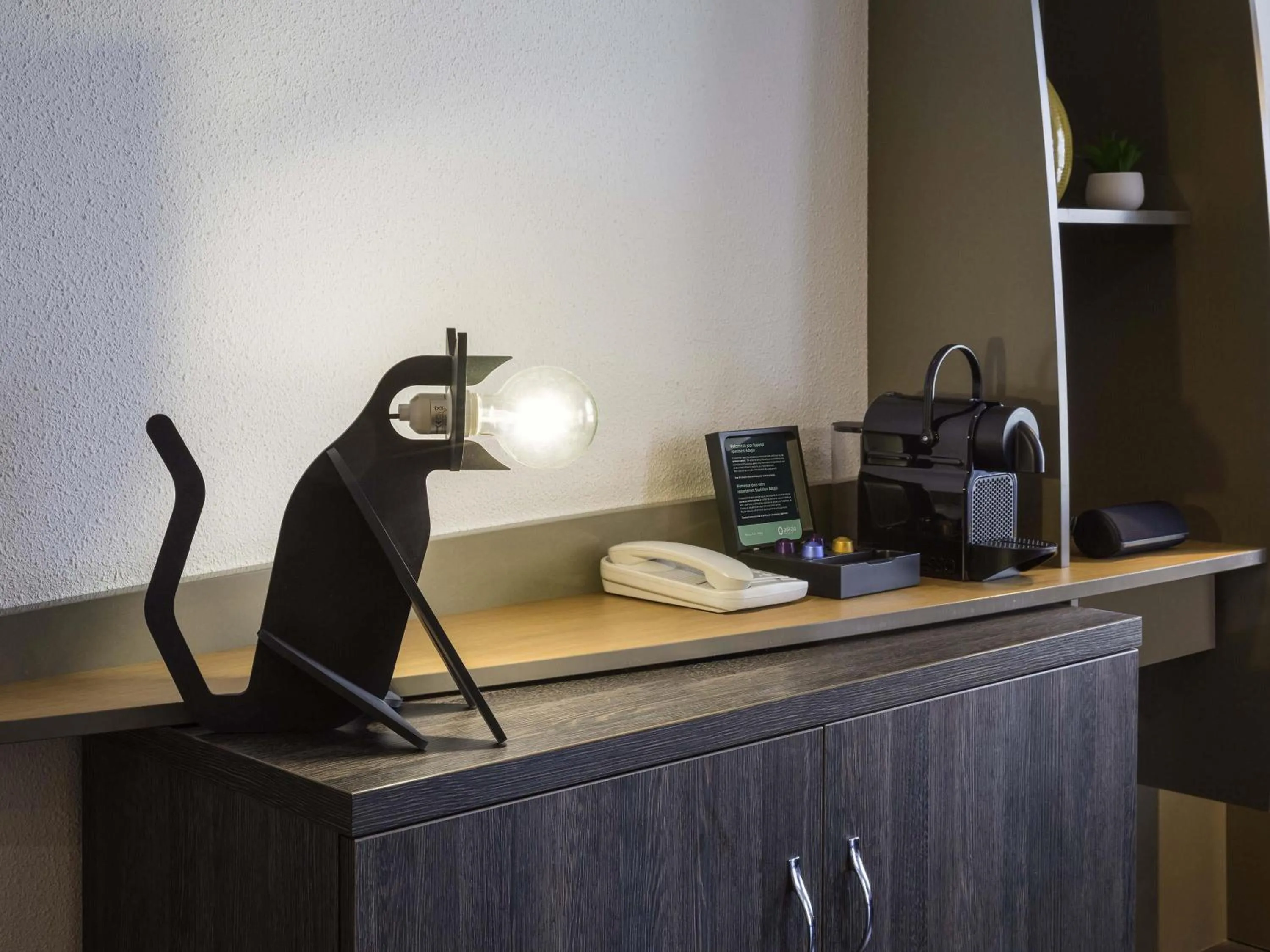 Bedroom in Aparthotel Adagio Annecy Centre