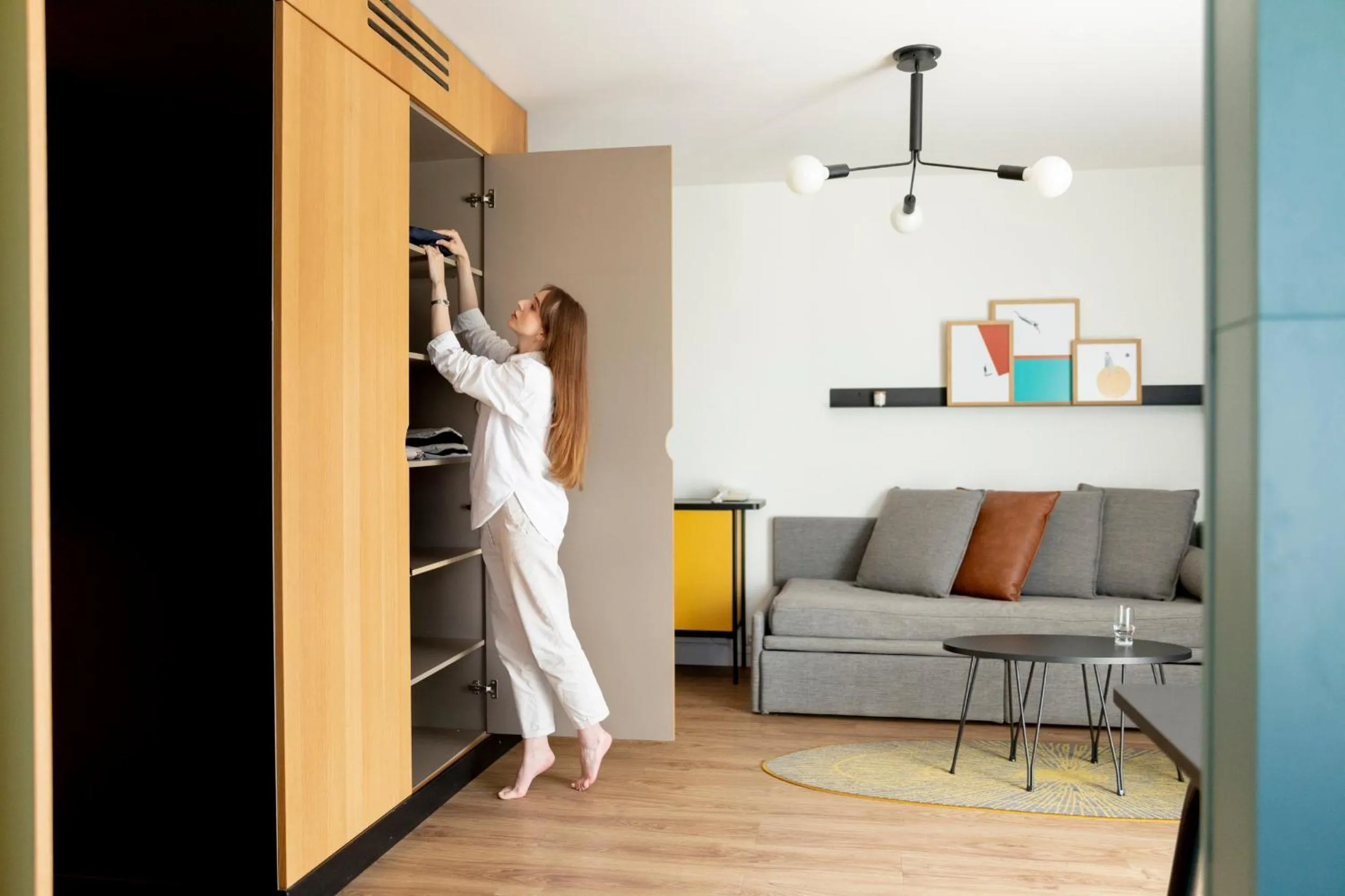 wardrobe in Aparthotel Adagio Annecy Centre