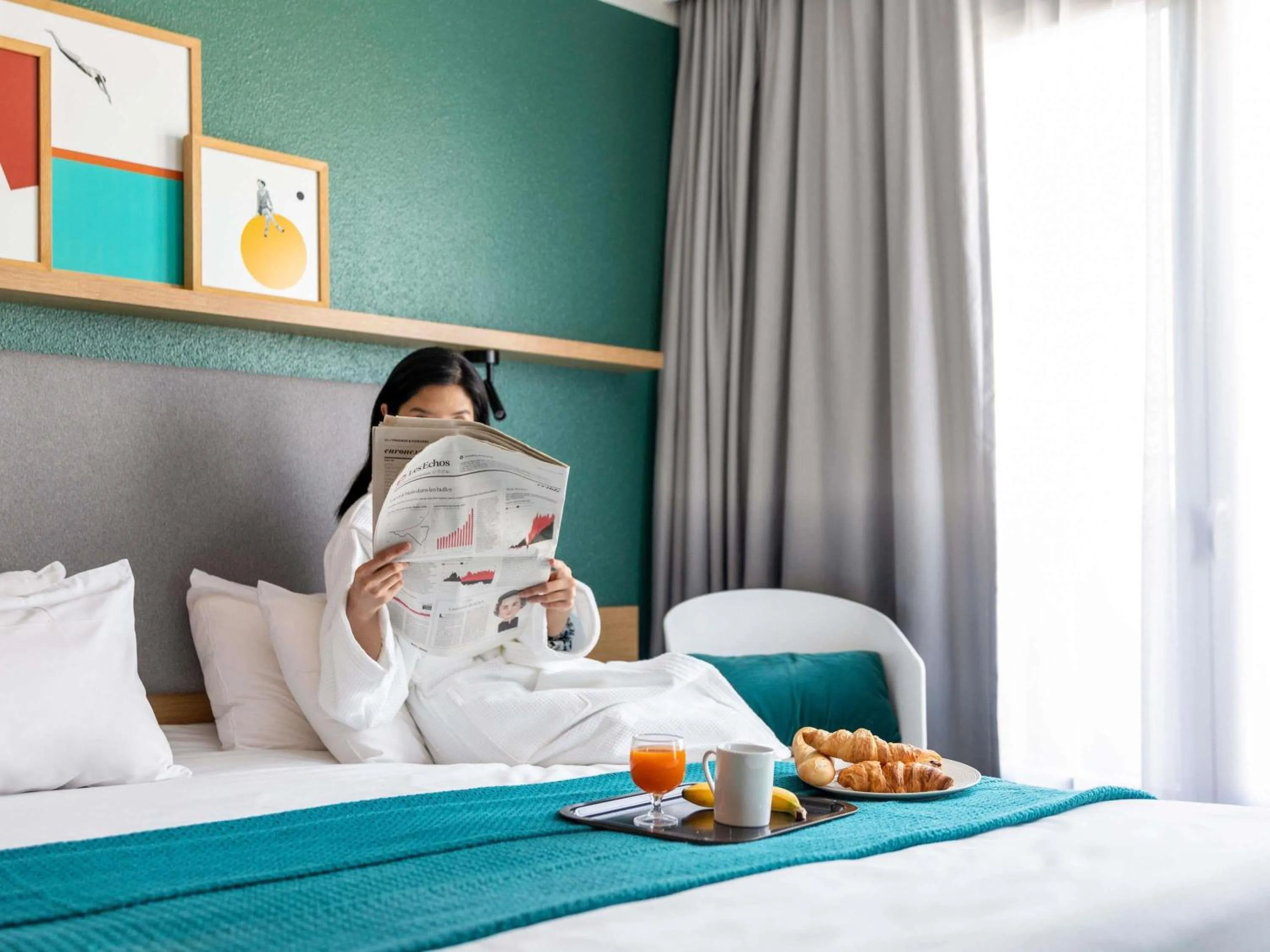 Bedroom, Bed in Aparthotel Adagio Annecy Centre