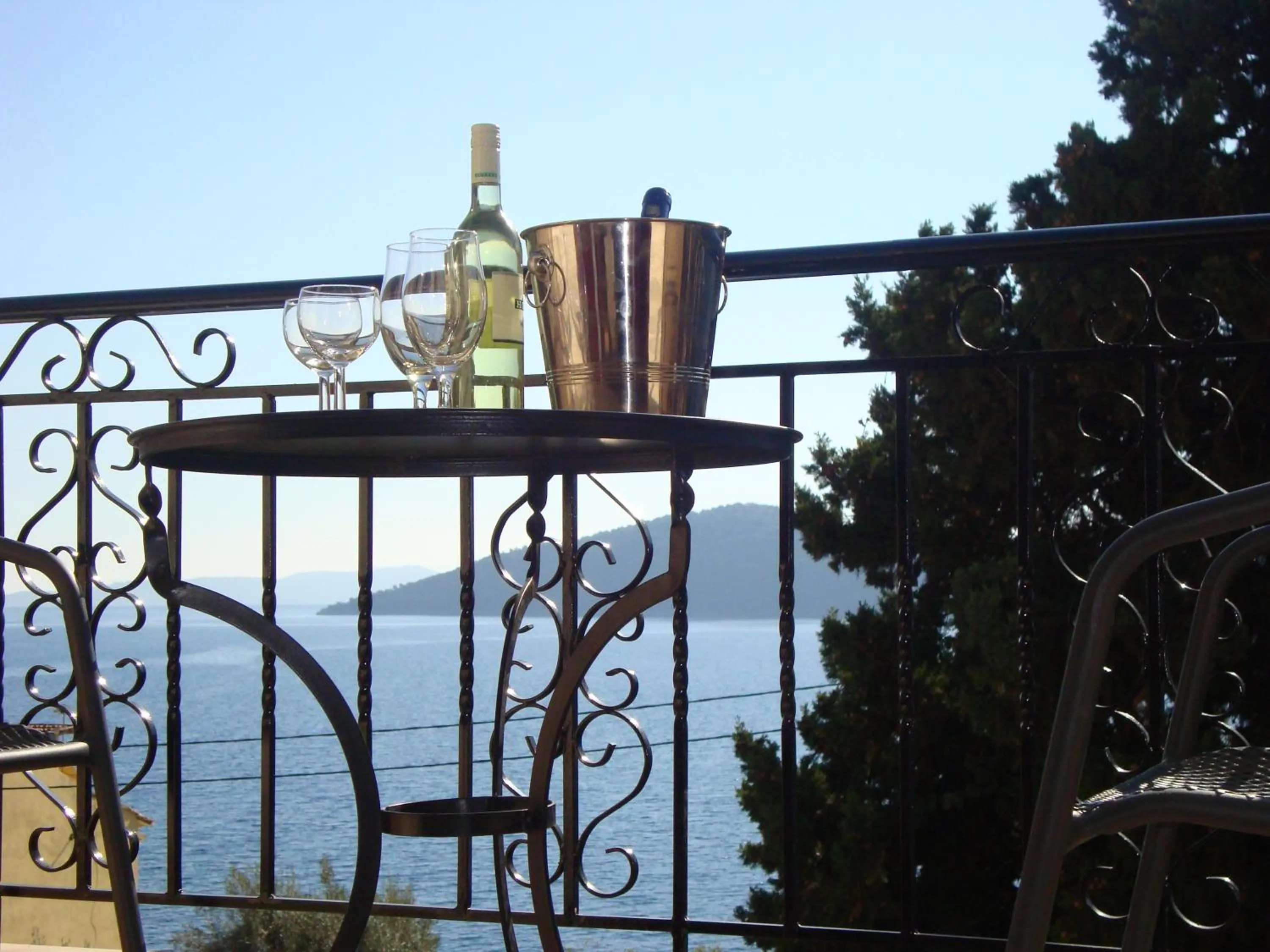 Balcony/Terrace in Mikros Gialos Apartments