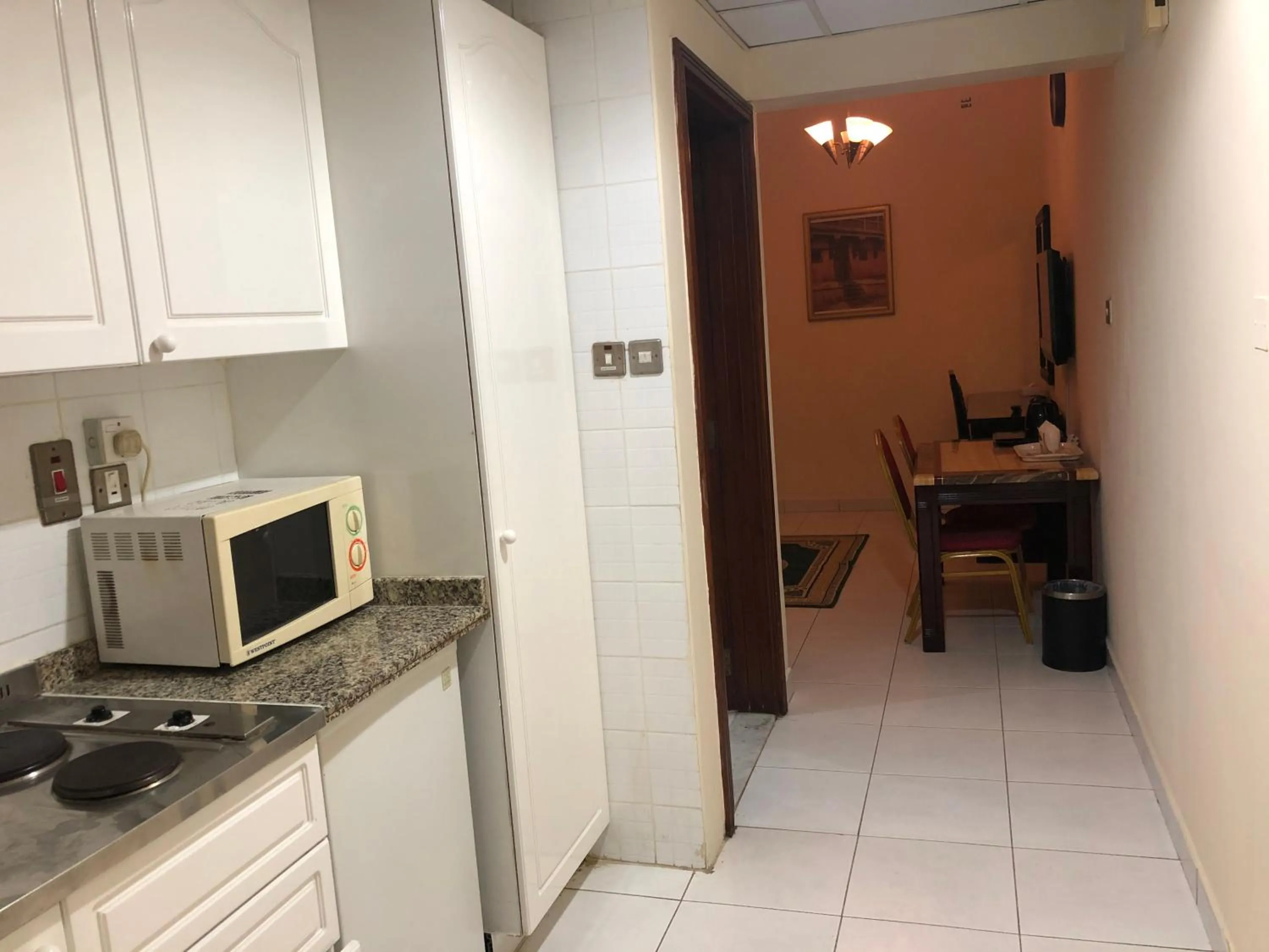 Kitchen or kitchenette in New Royal Mark Hotel Apartments
