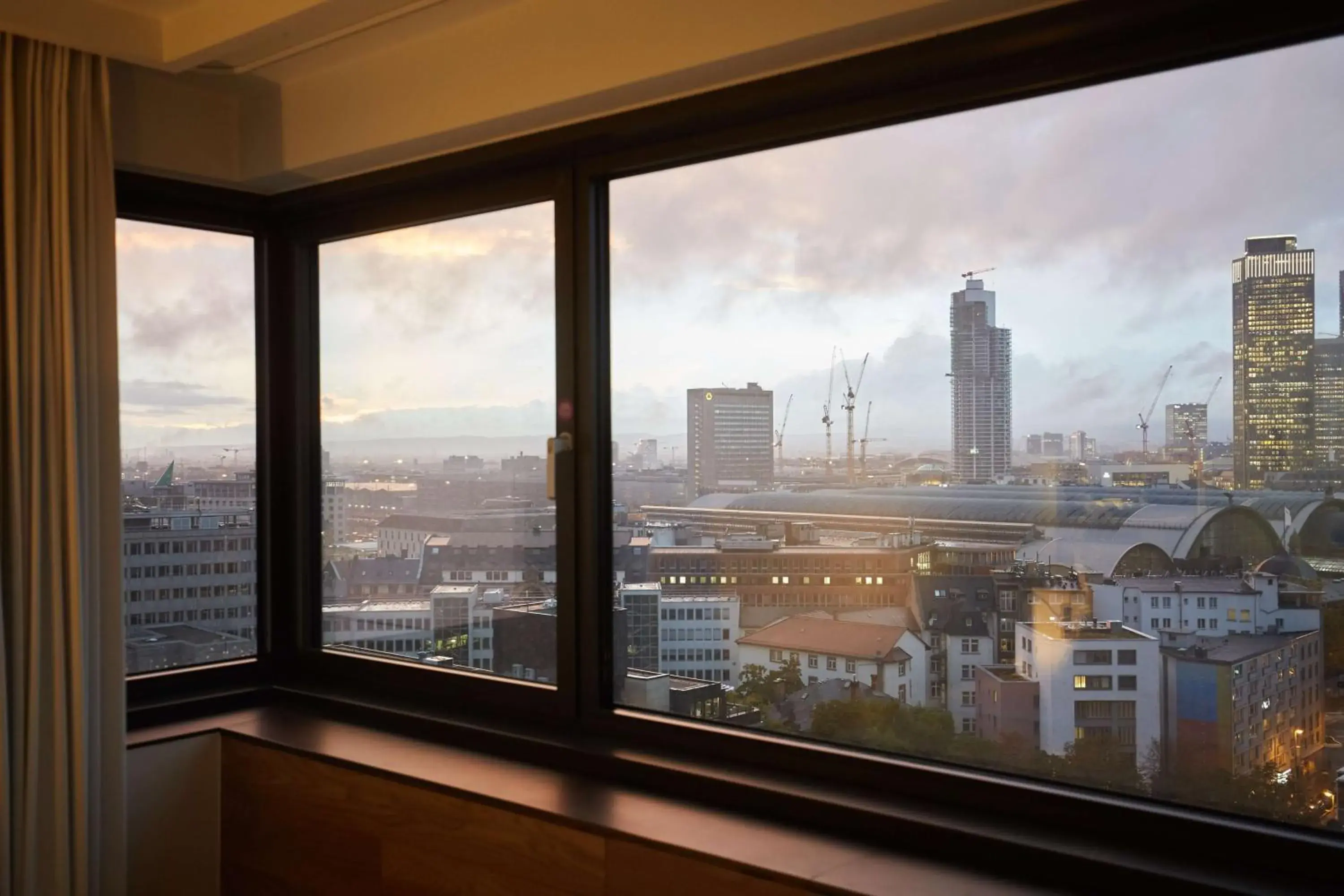 Photo of the whole room in Scandic Frankfurt Museumsufer Photo of the whole room in Scandic Frankfurt Museumsufer