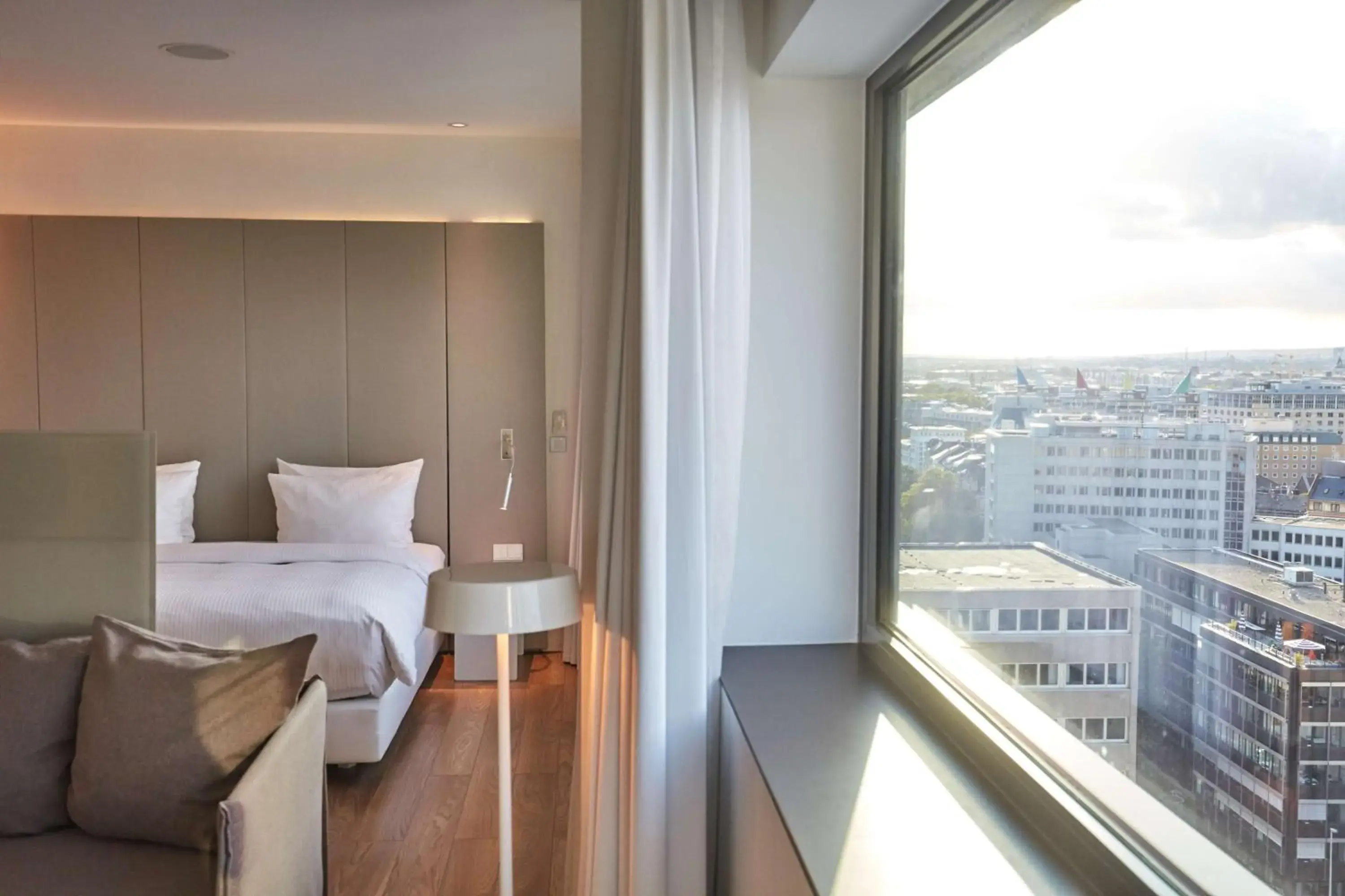 View (from property/room), Bed in Scandic Frankfurt Museumsufer View (from property/room), Bed in Scandic Frankfurt Museumsufer