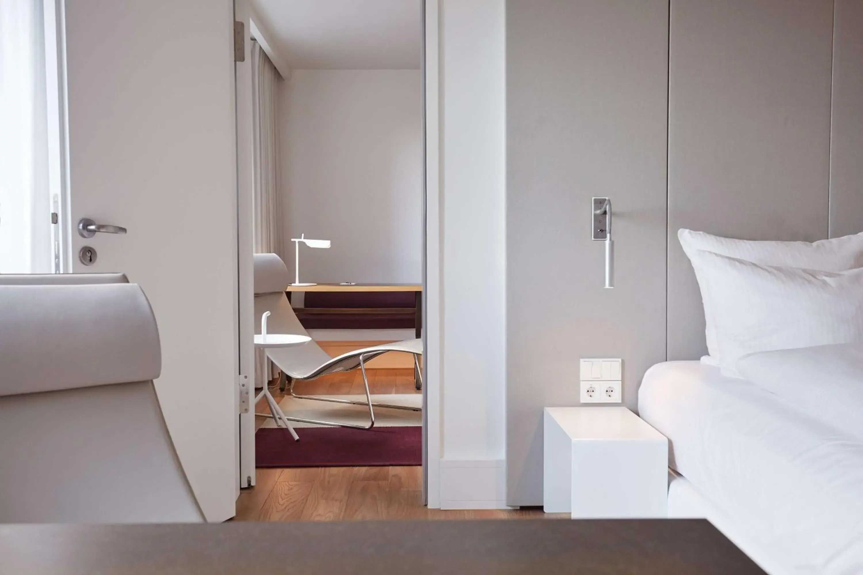 Photo of the whole room, Bed in Scandic Frankfurt Museumsufer Photo of the whole room, Bed in Scandic Frankfurt Museumsufer