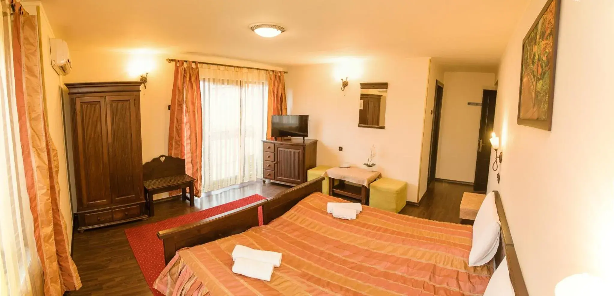 Twin Room in Pensiune Diana Twin Room in Pensiune Diana
