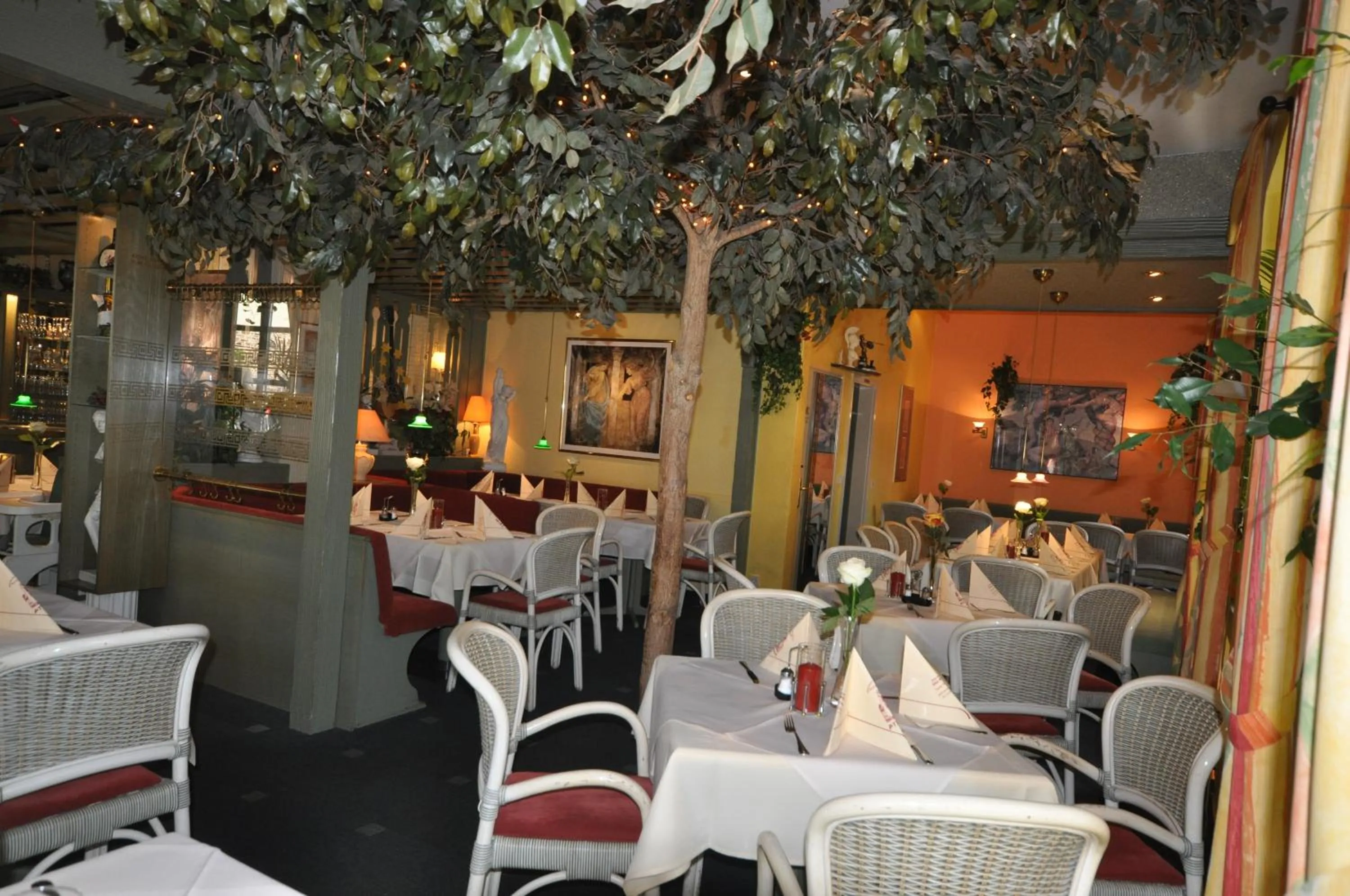 Restaurant/places to eat in Hotel Restaurant "Athen"