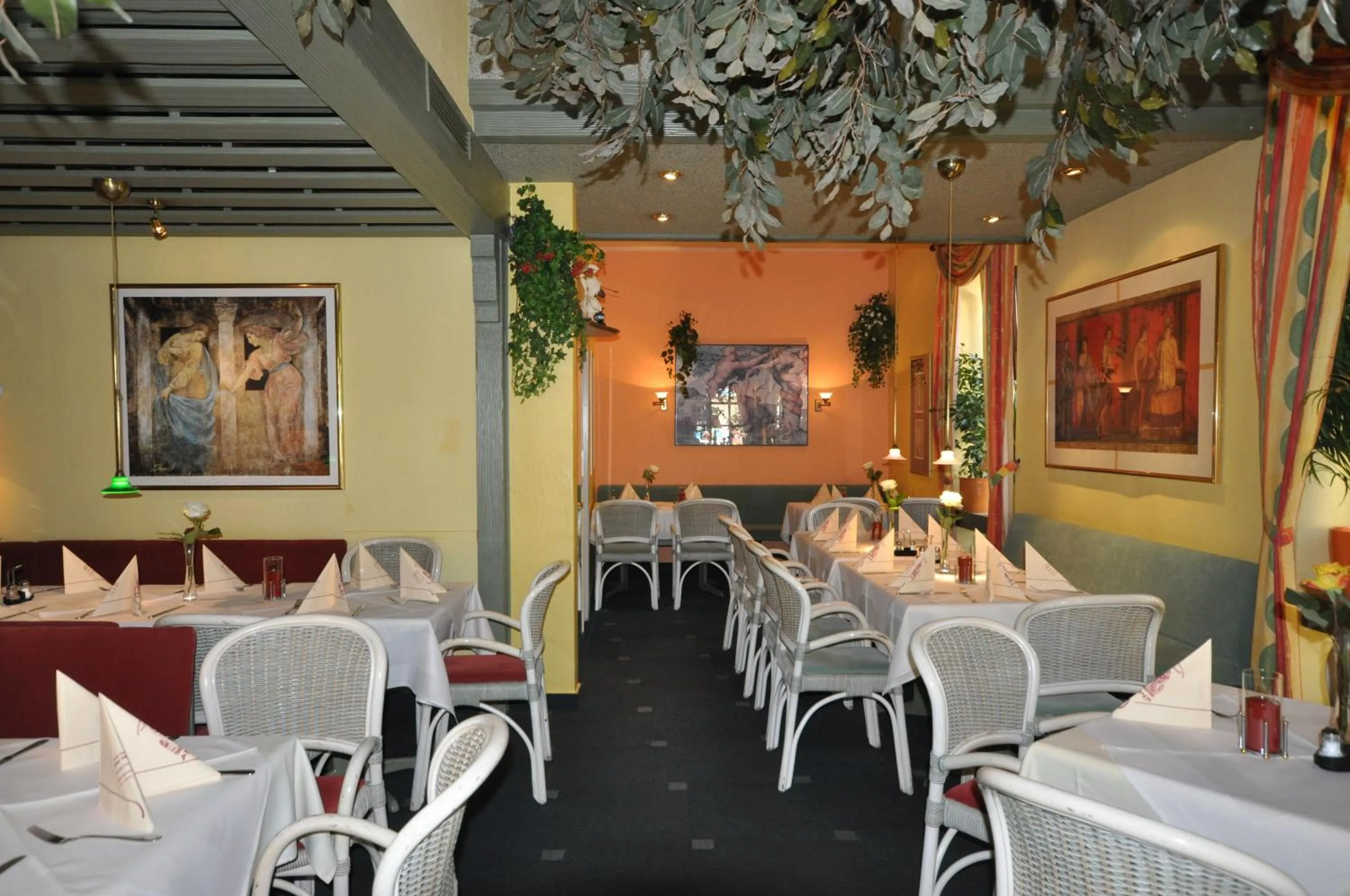 Food and drinks in Hotel Restaurant "Athen"