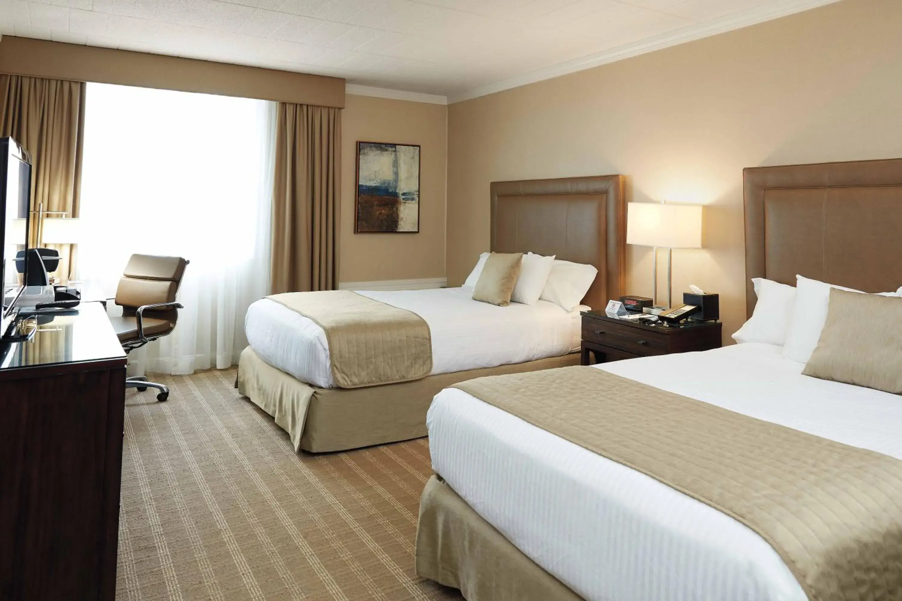 Bed in Ethan Allen Hotel Bed in Ethan Allen Hotel