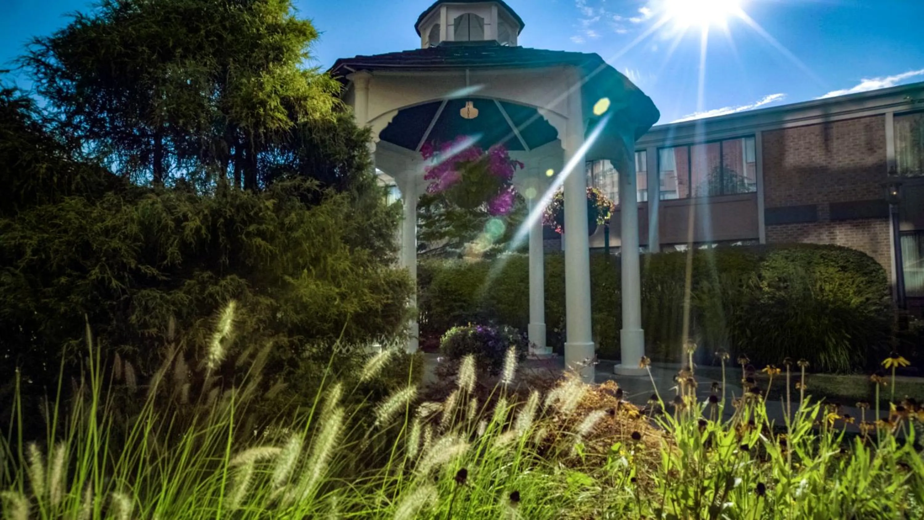 Patio in Ethan Allen Hotel