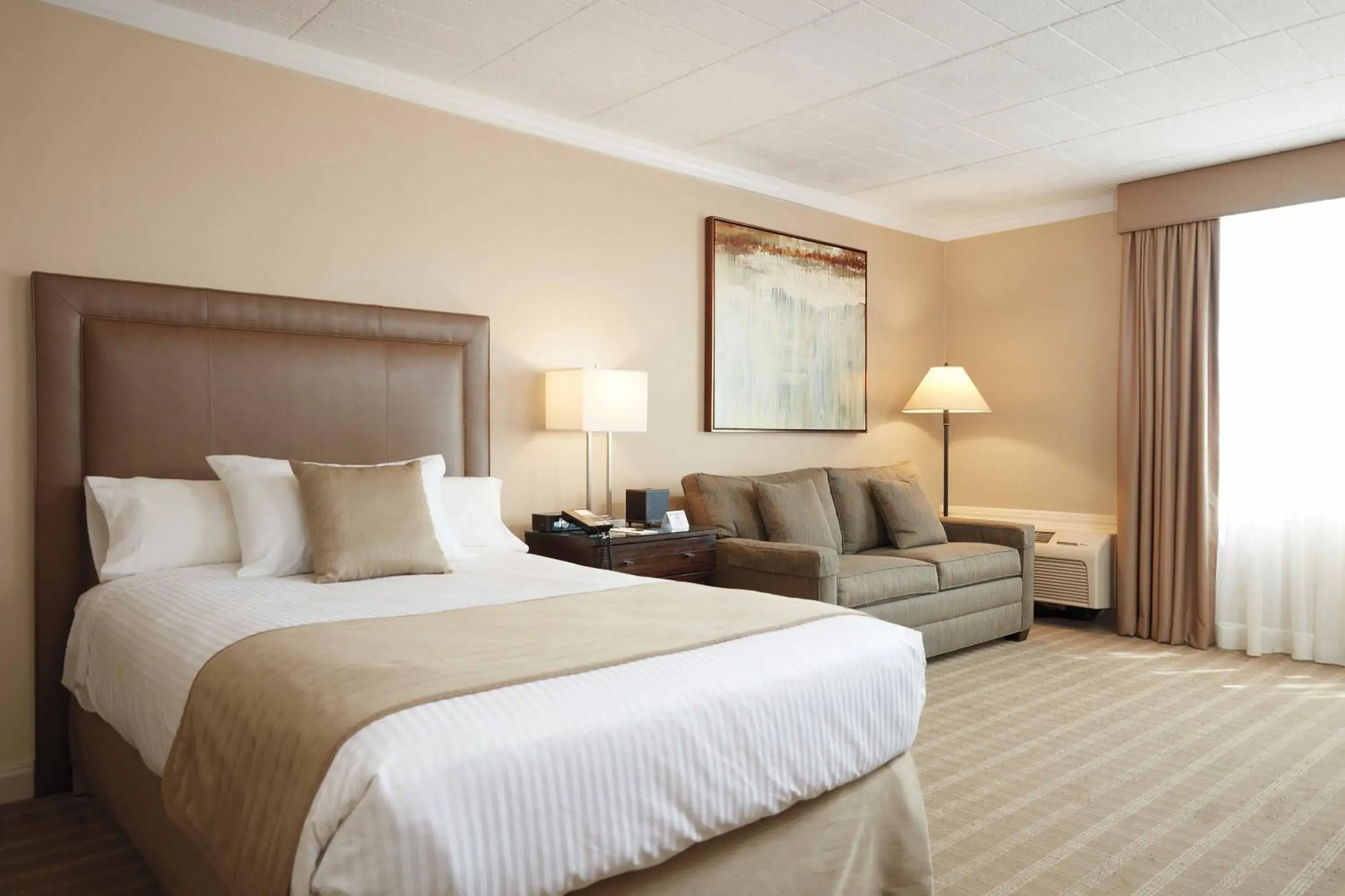 Bed in Ethan Allen Hotel Bed in Ethan Allen Hotel