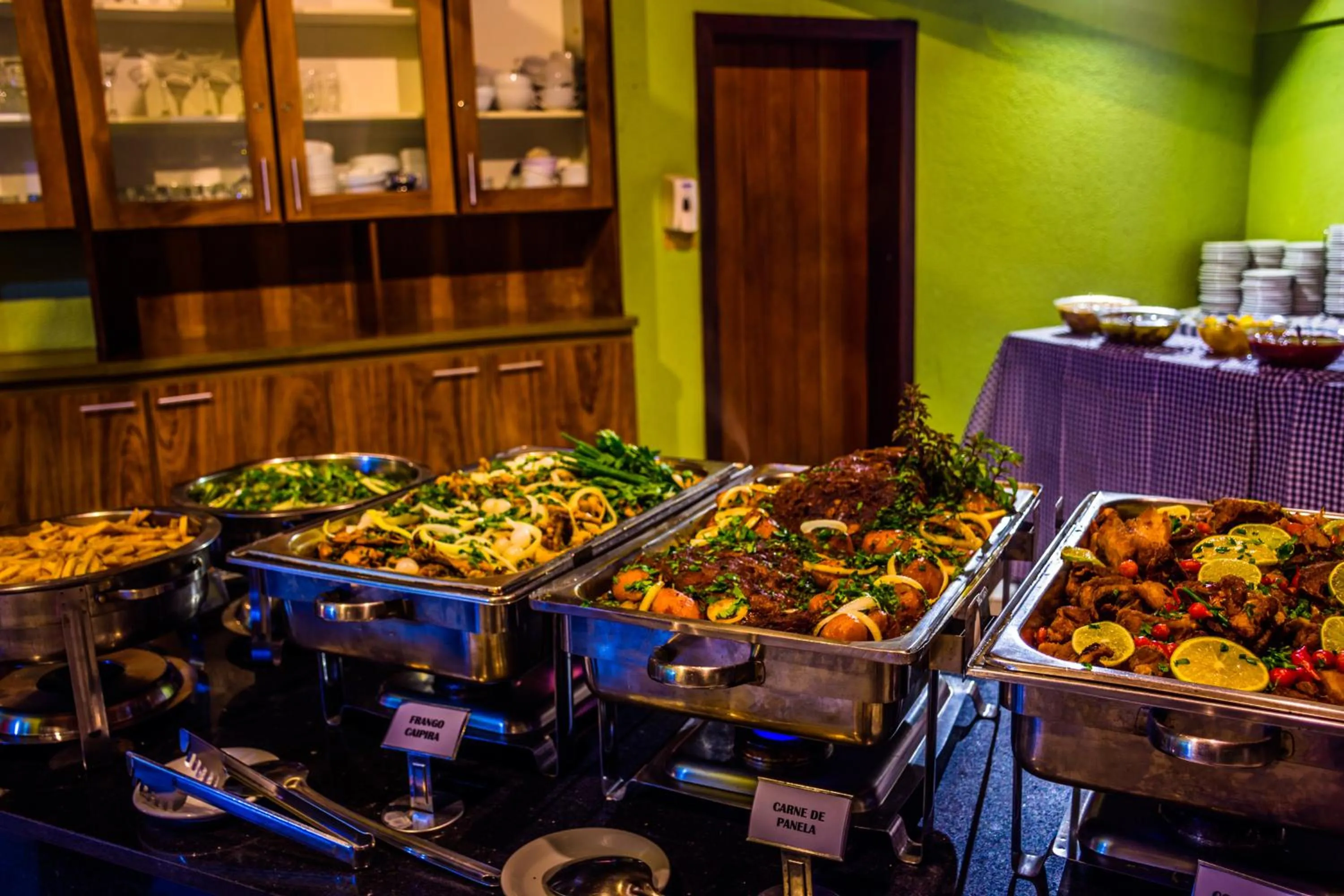 Dinner in Balneário do Lago Hotel