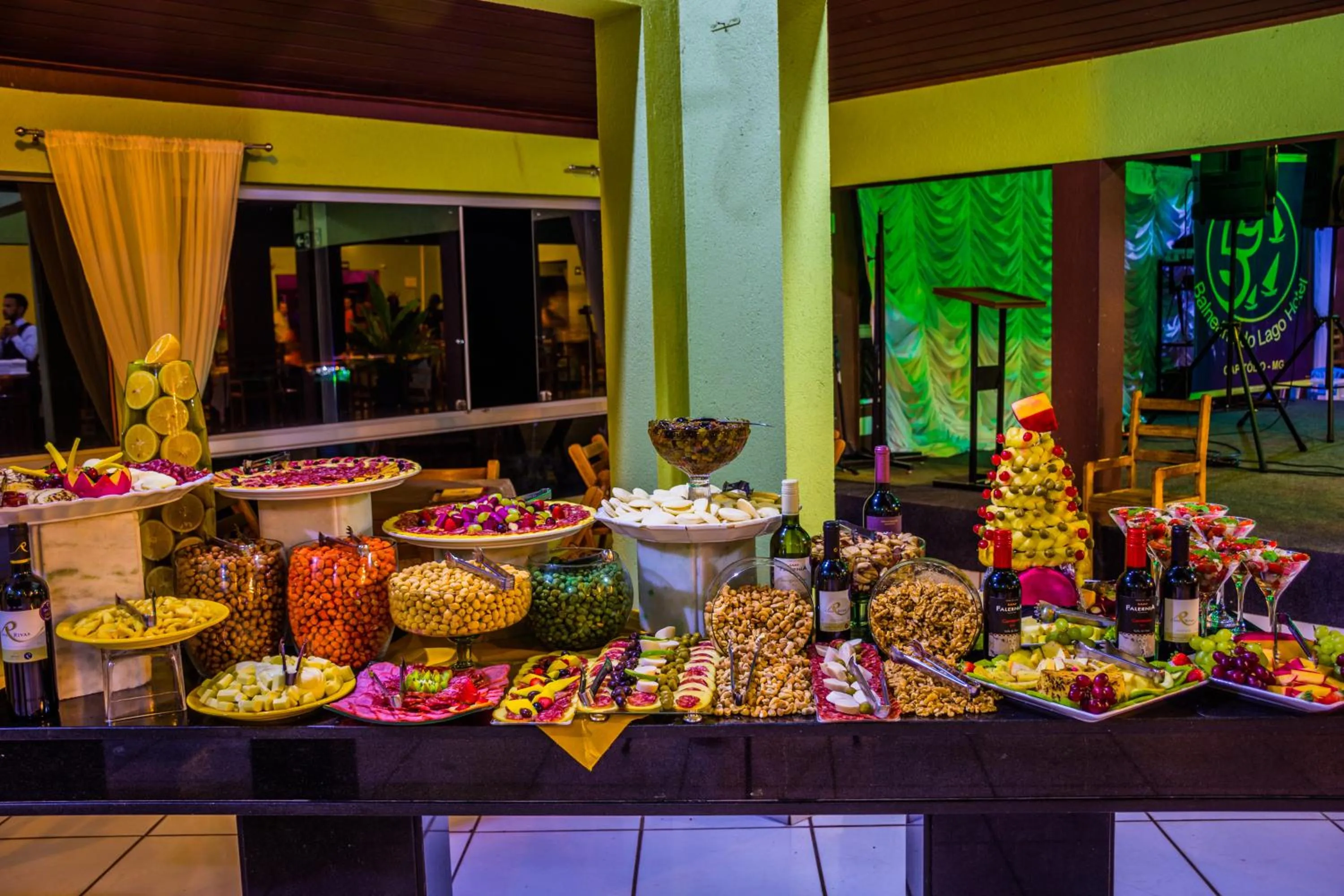 Dinner in Balneário do Lago Hotel