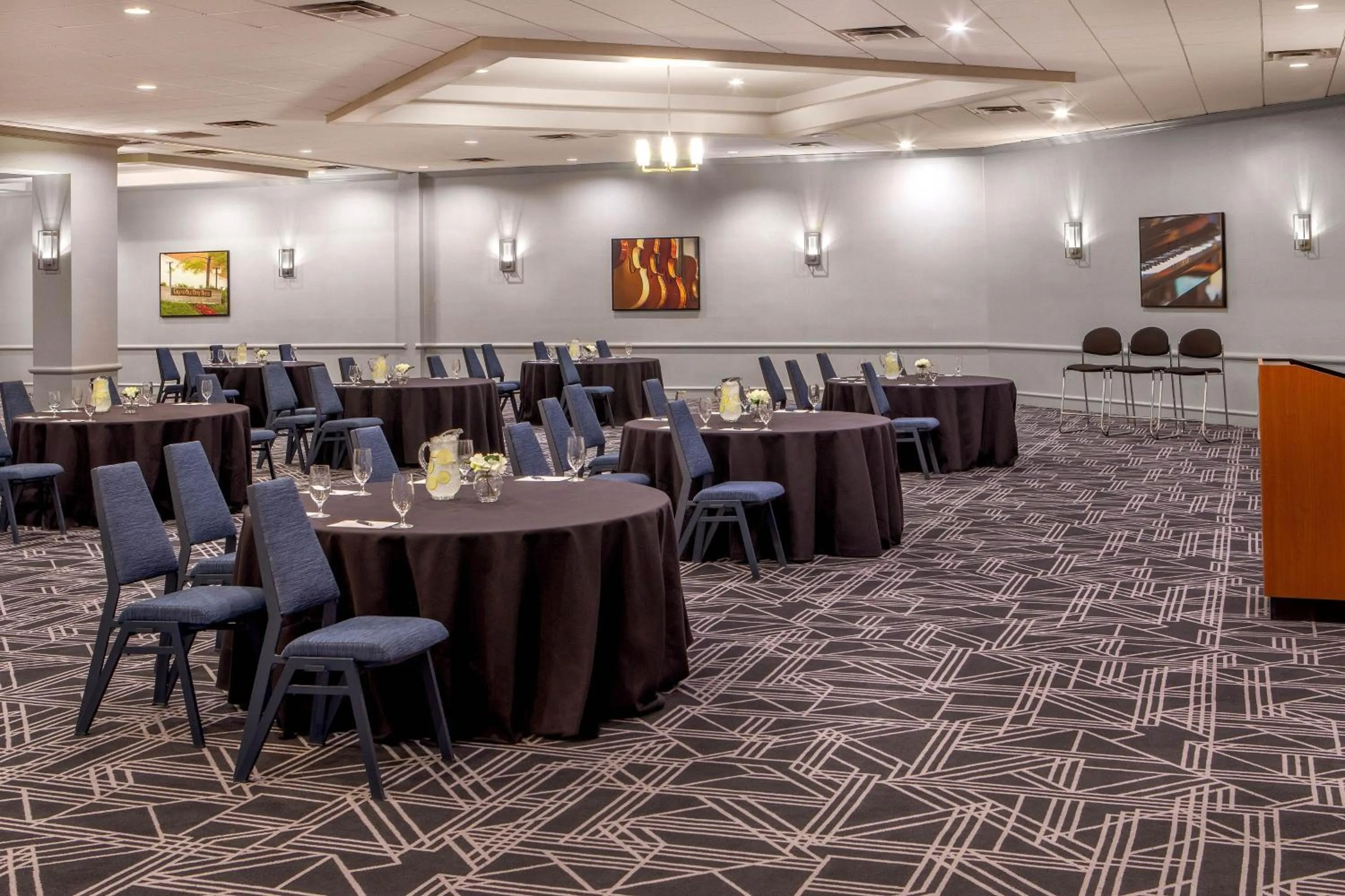 Meeting/conference room in Sheraton Music City Nashville Airport