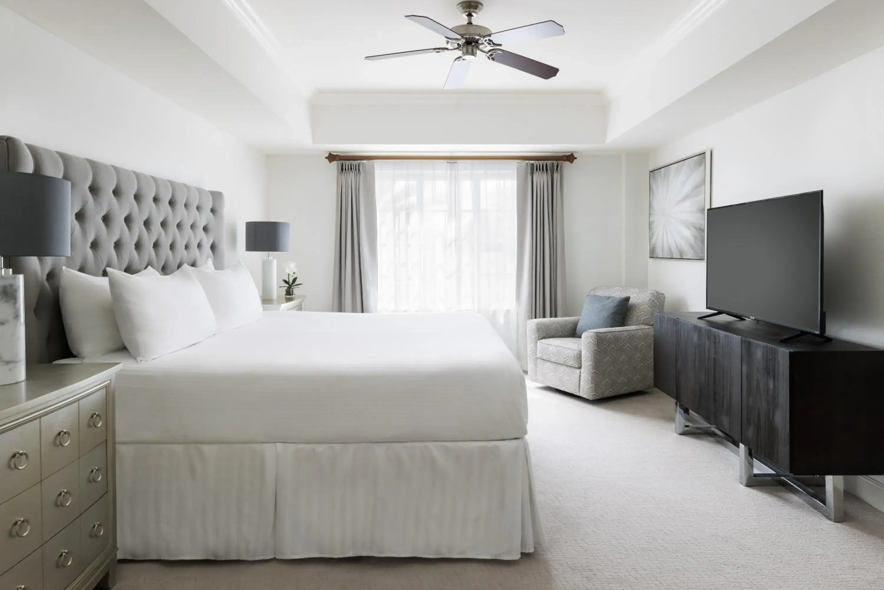 Photo of the whole room, Bed in Reunion Resort & Golf Club Photo of the whole room, Bed in Reunion Resort & Golf Club