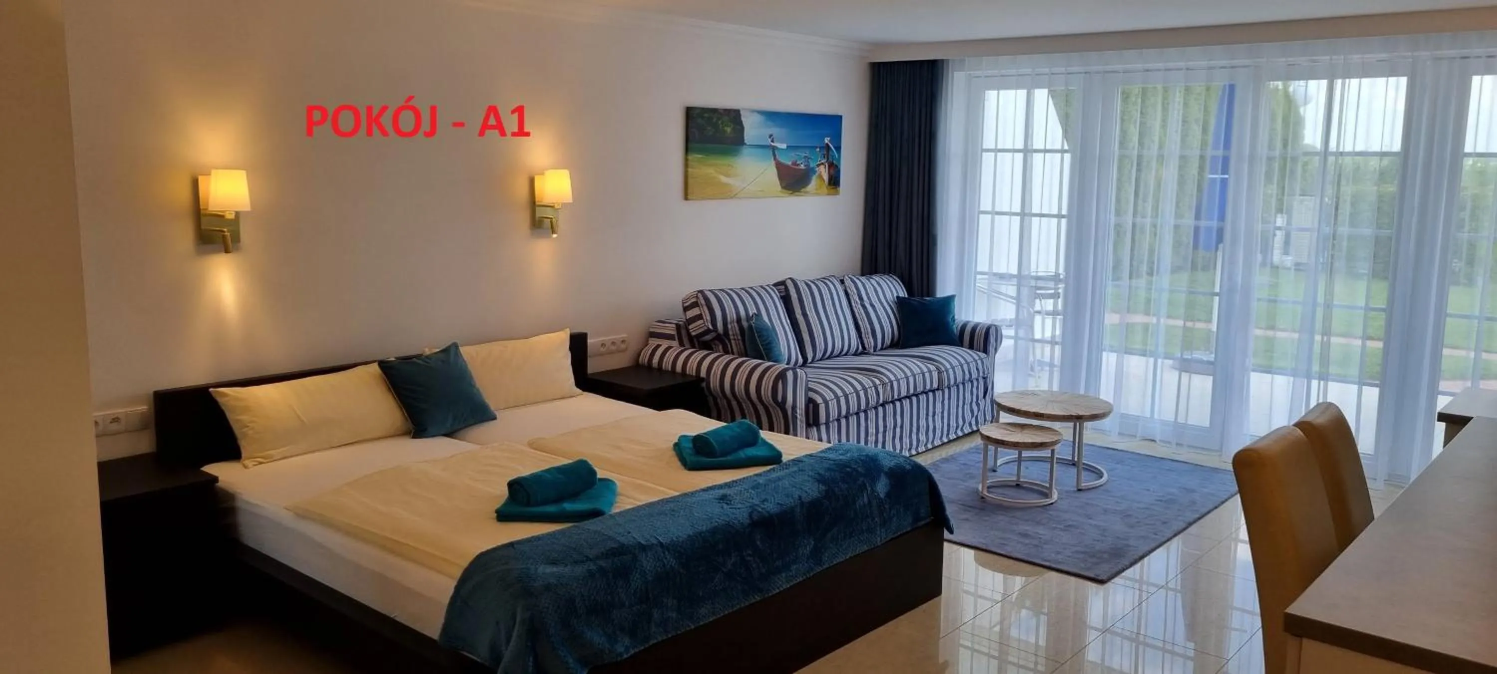 Double Room with Lake View - single occupancy in Villa Le Lux