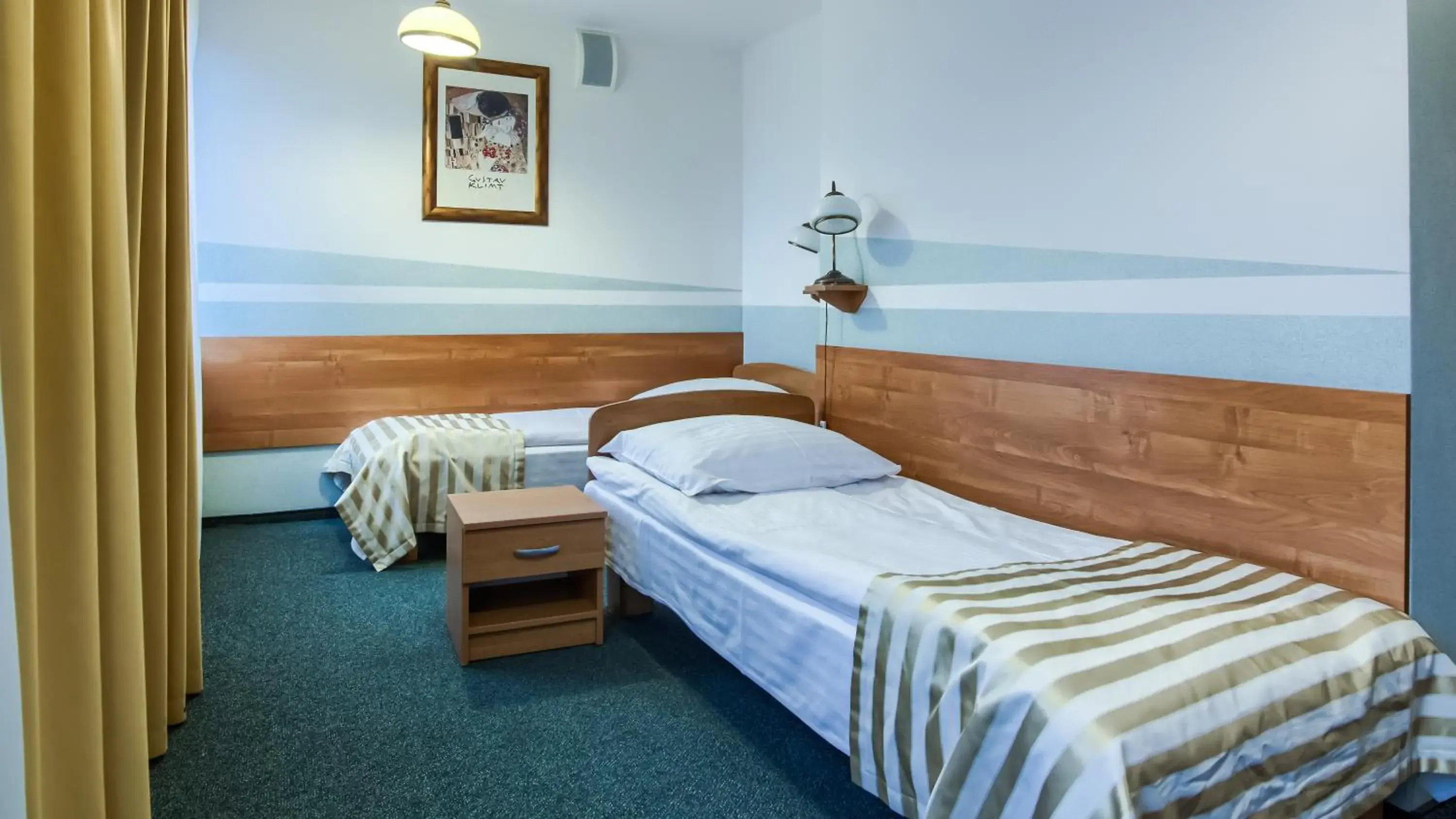 Standard Twin Room in Hotel Konin Standard Twin Room in Hotel Konin